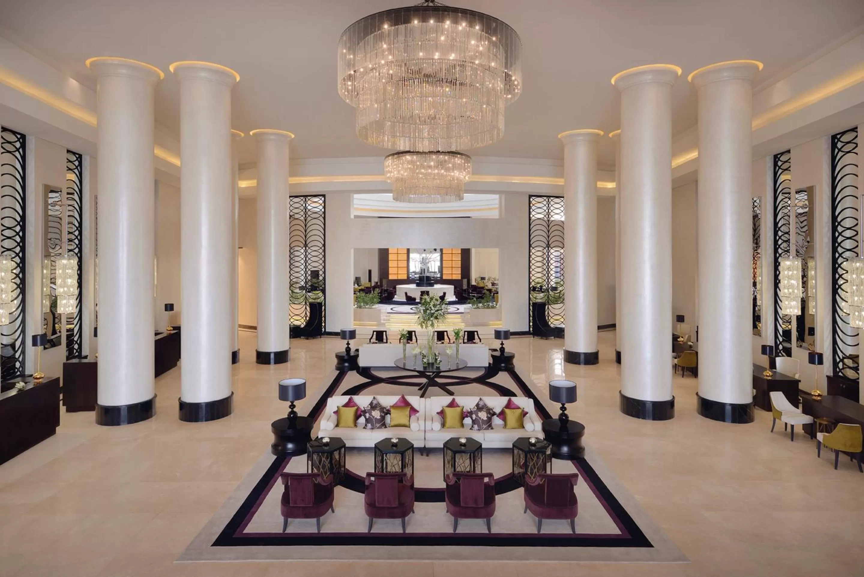 Lobby or reception in Voco - Riyadh by IHG