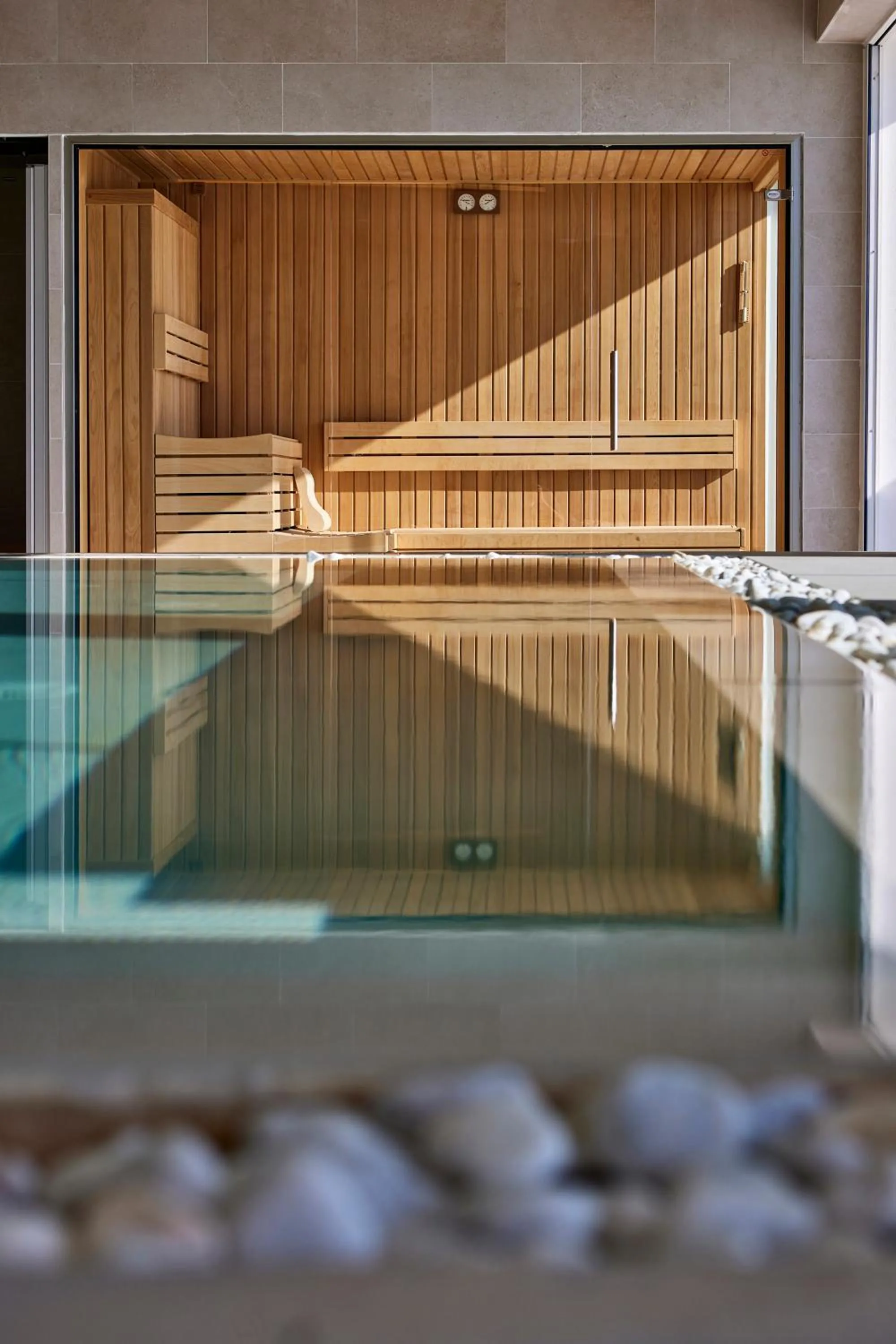 Swimming pool in Universal Hotel Aquamarin