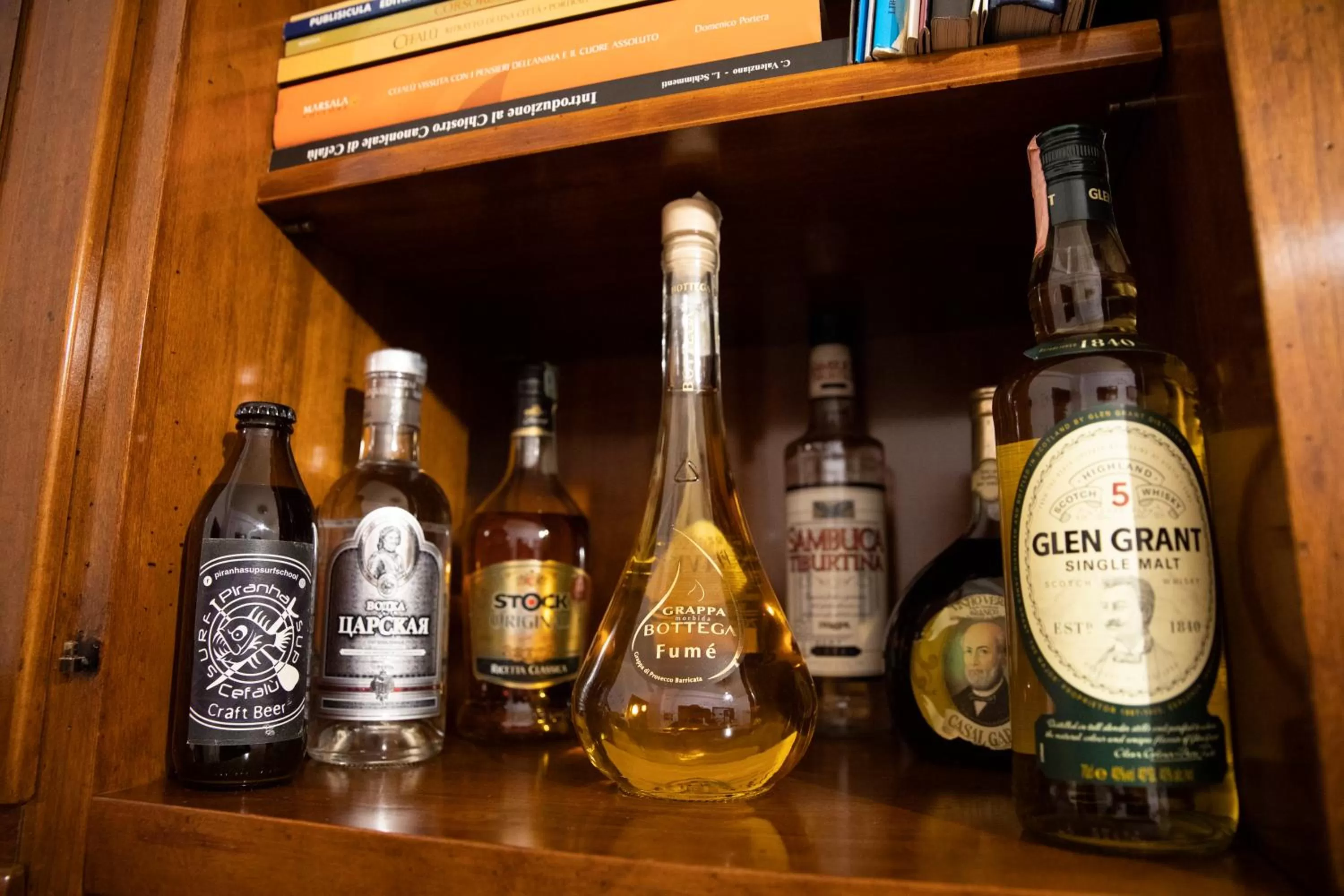 Decorative detail in Baronetto B&B