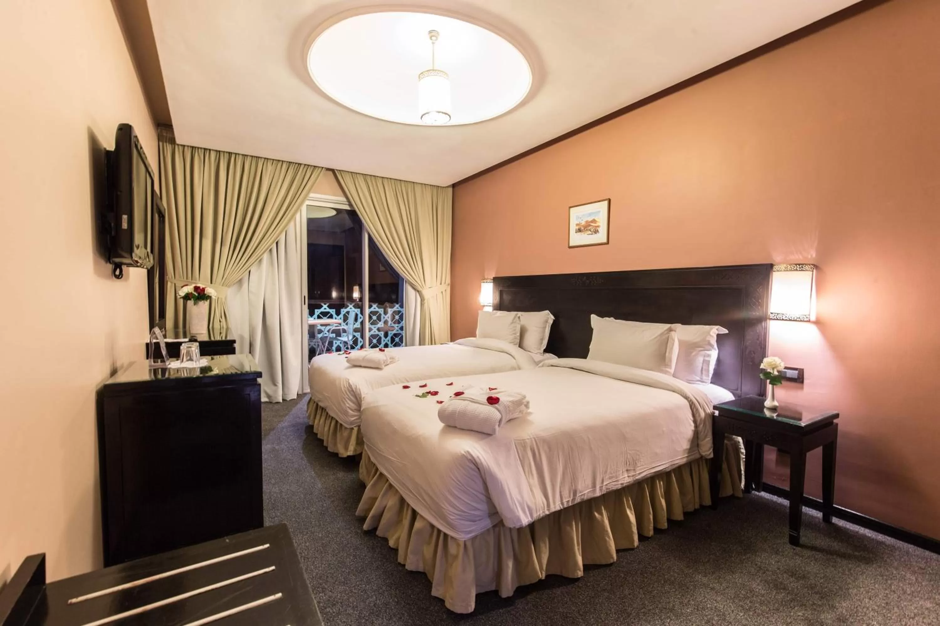 Photo of the whole room, Bed in Hotel Almas