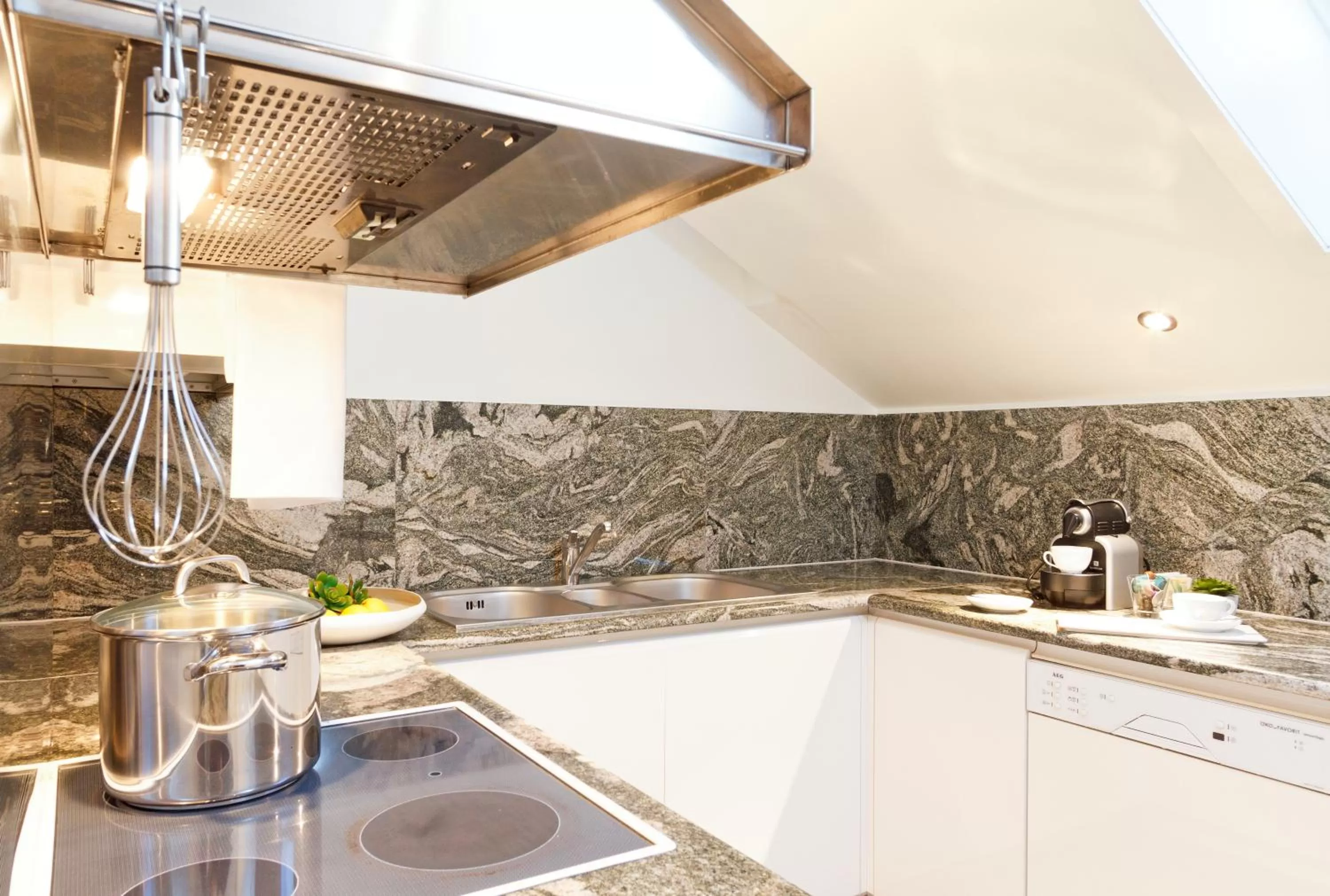 Kitchen or kitchenette in Hotel Rössli