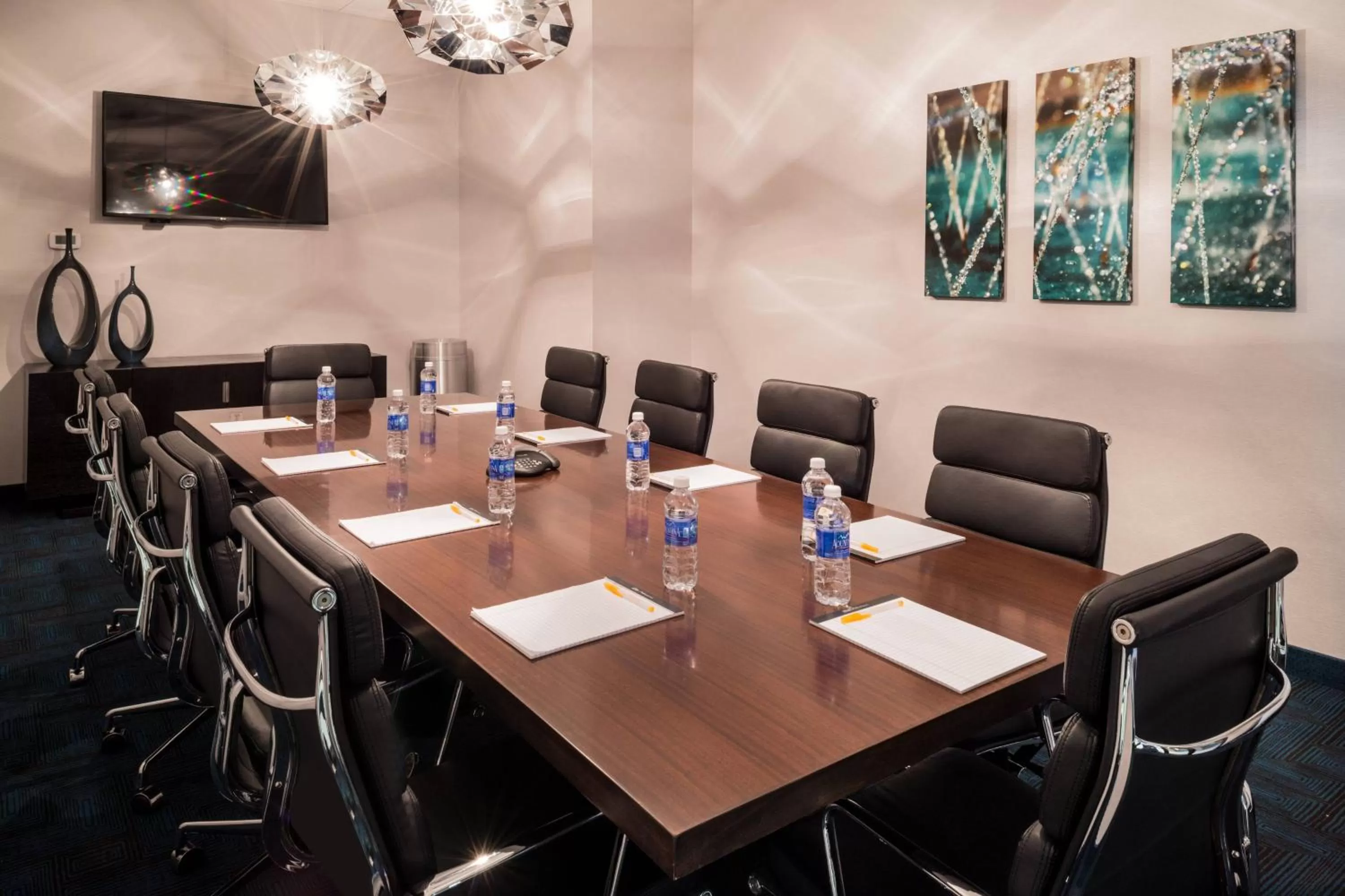 Meeting/conference room in Courtyard by Marriott Wilmington Downtown/Historic District