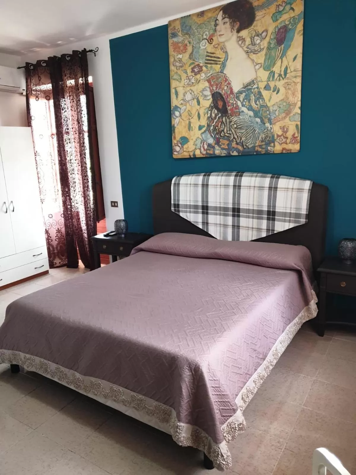 Bed in VILLA MARTA a due passi dalla clinica ortopedica Rizzoli e da Villa Santa Teresa