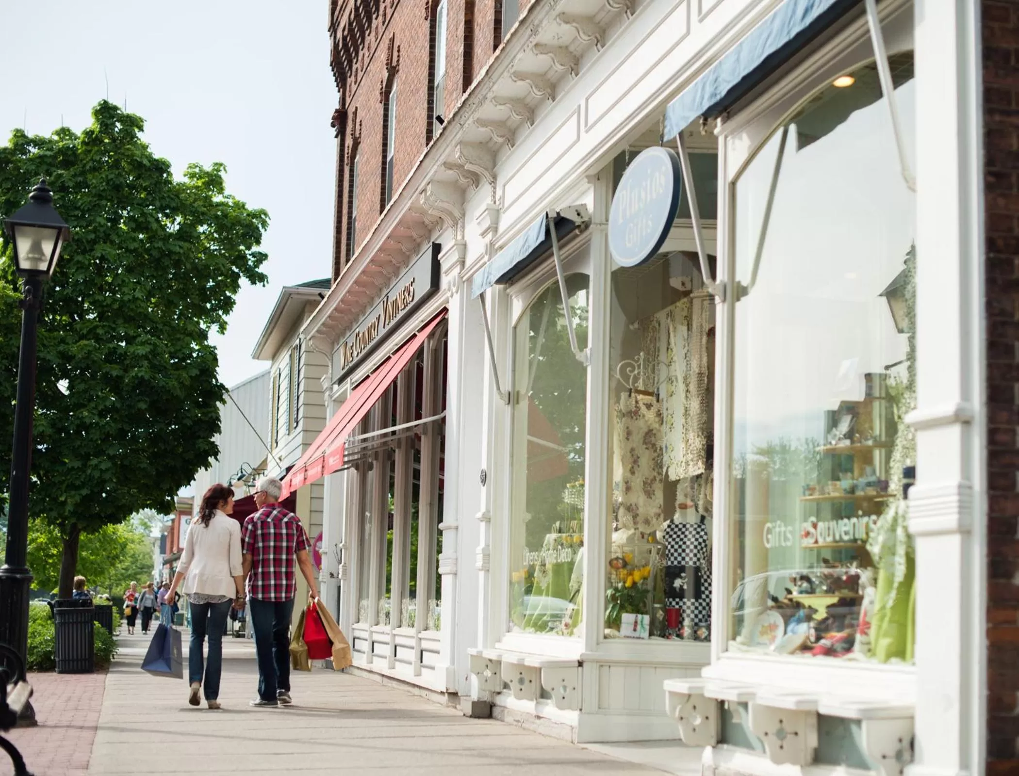 Facade/entrance in Prince of Wales