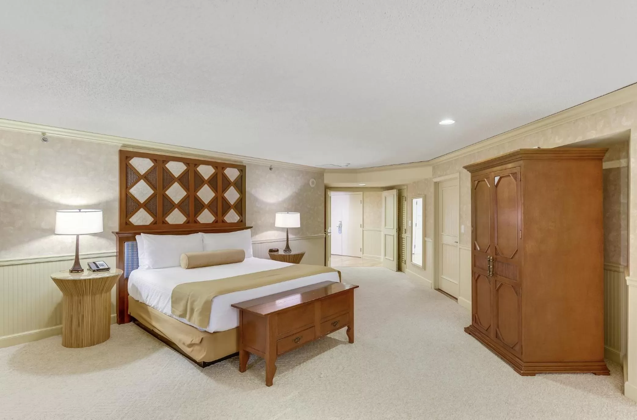 Bed in Caesars Atlantic City, A Caesars Destination