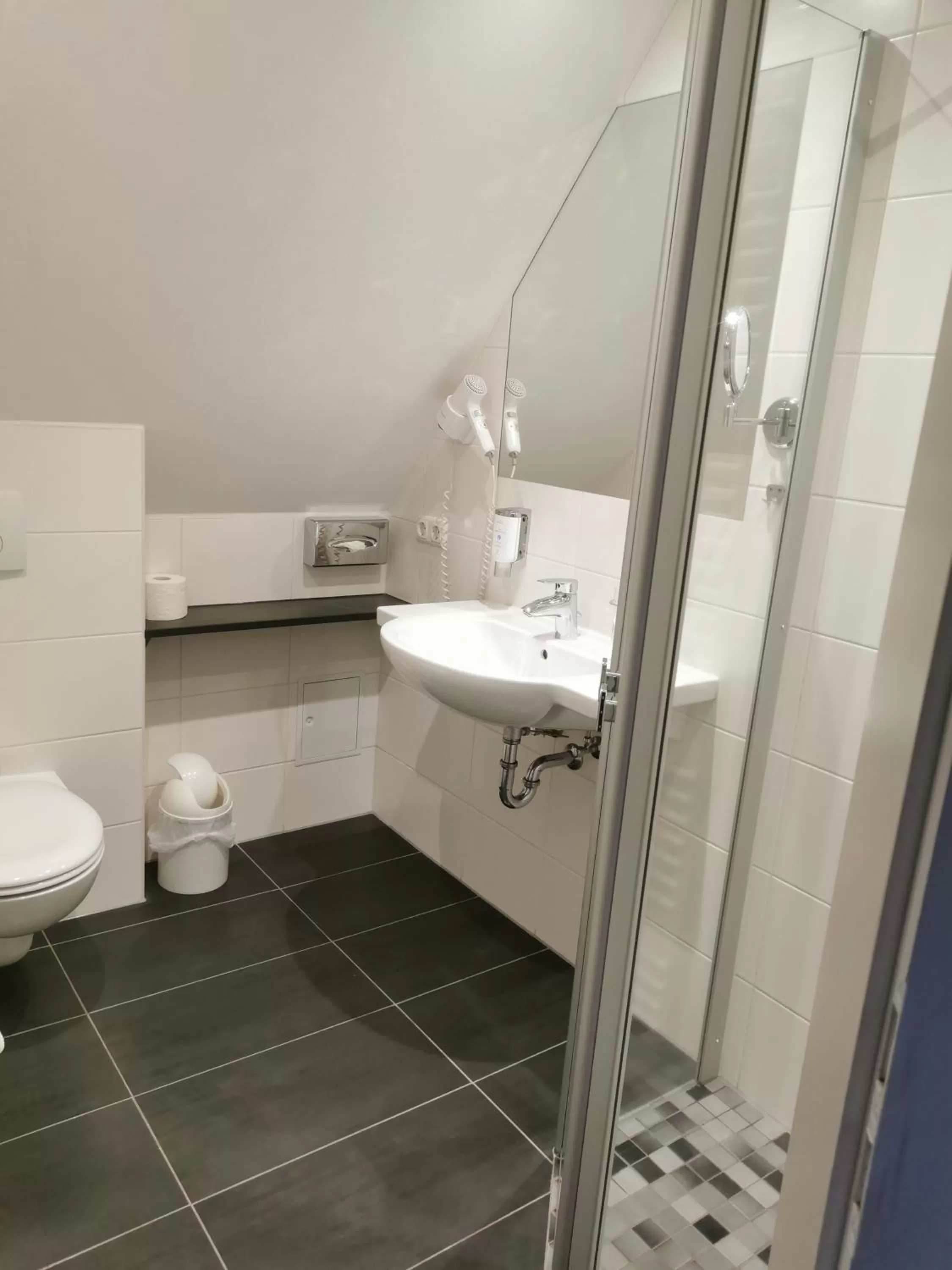 Bathroom in Hotel Frauensteiner Hof