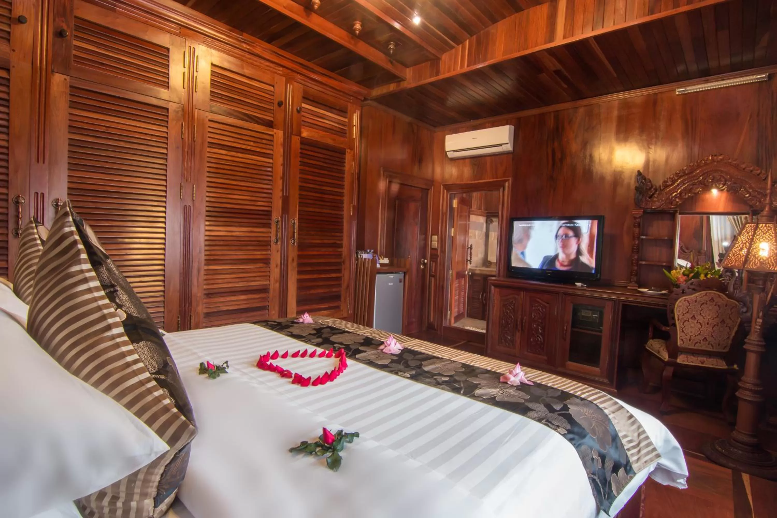 Bedroom, Spa/Wellness in Model Residence & Spa