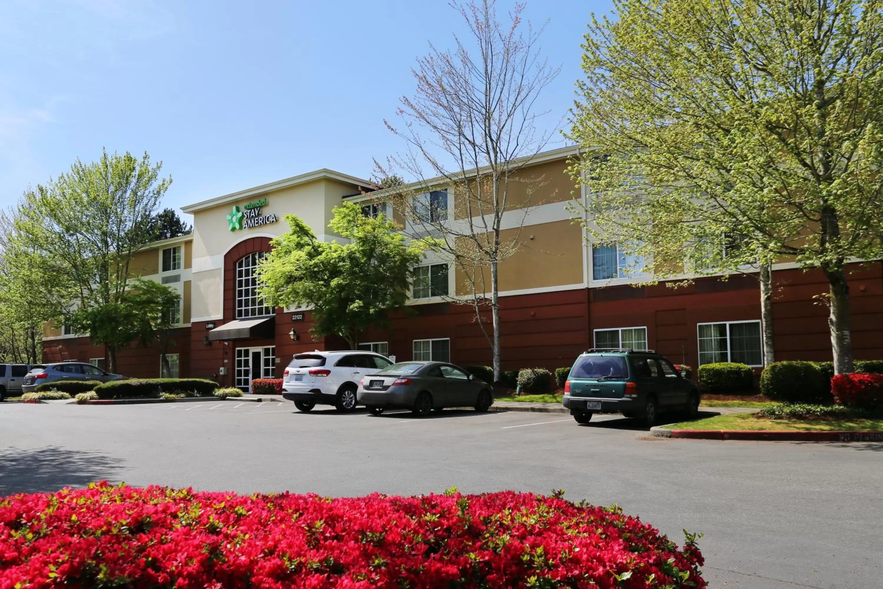 Property building in Extended Stay America Suites - Seattle - Bothell - Canyon Park