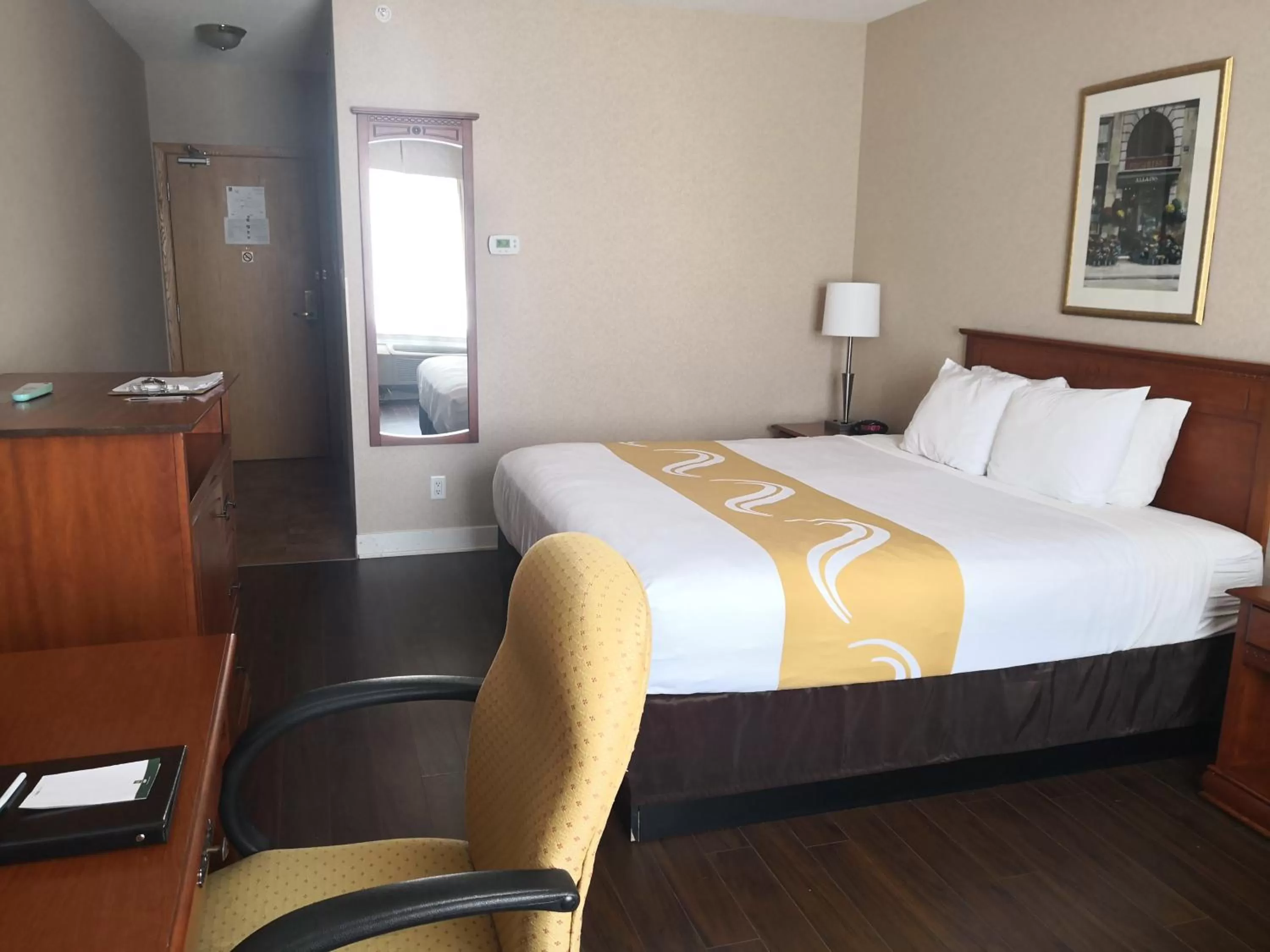 Photo of the whole room, Bed in Quality Inn & Suites