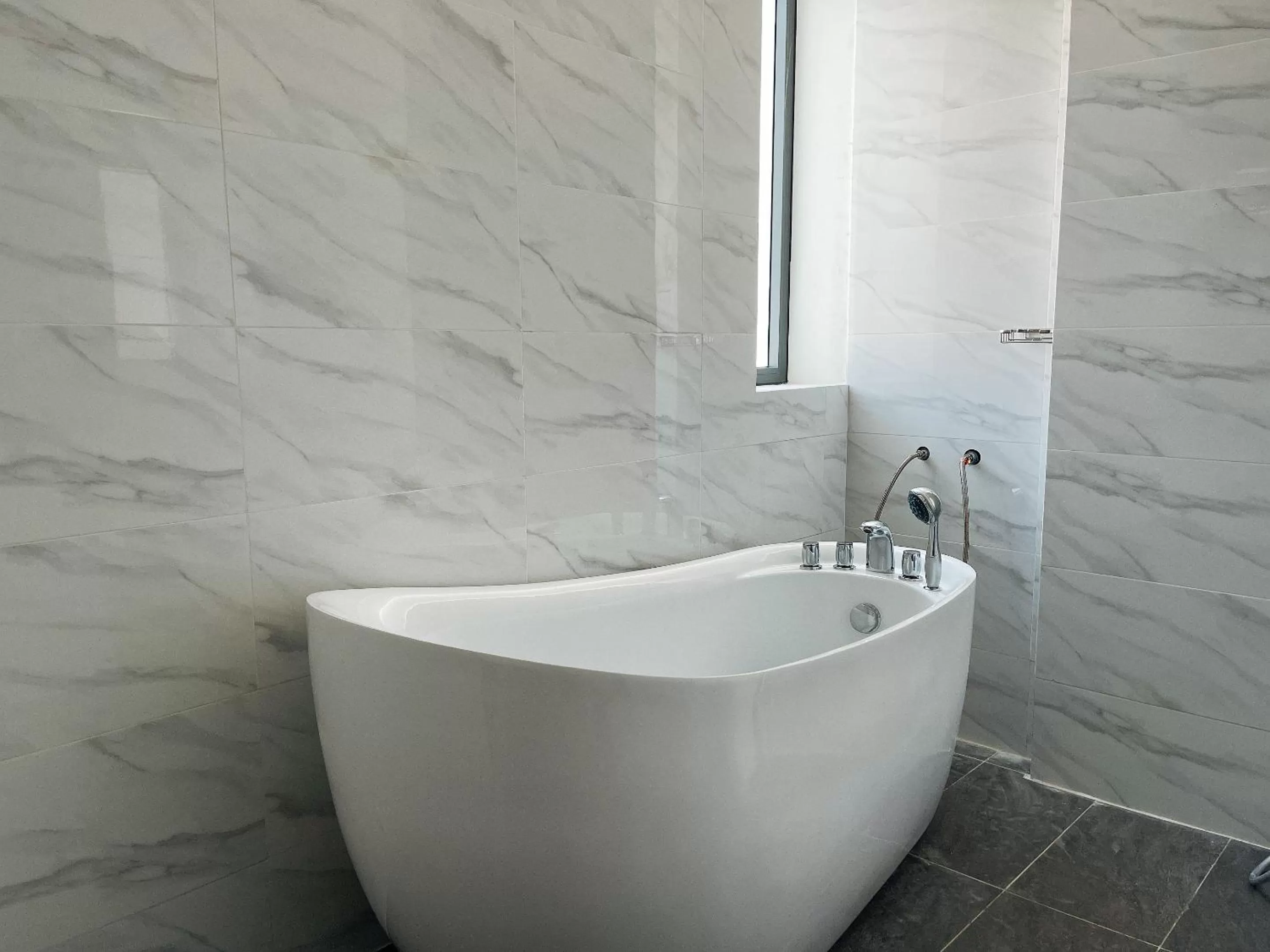 Bathroom in LION 3 HOTEL