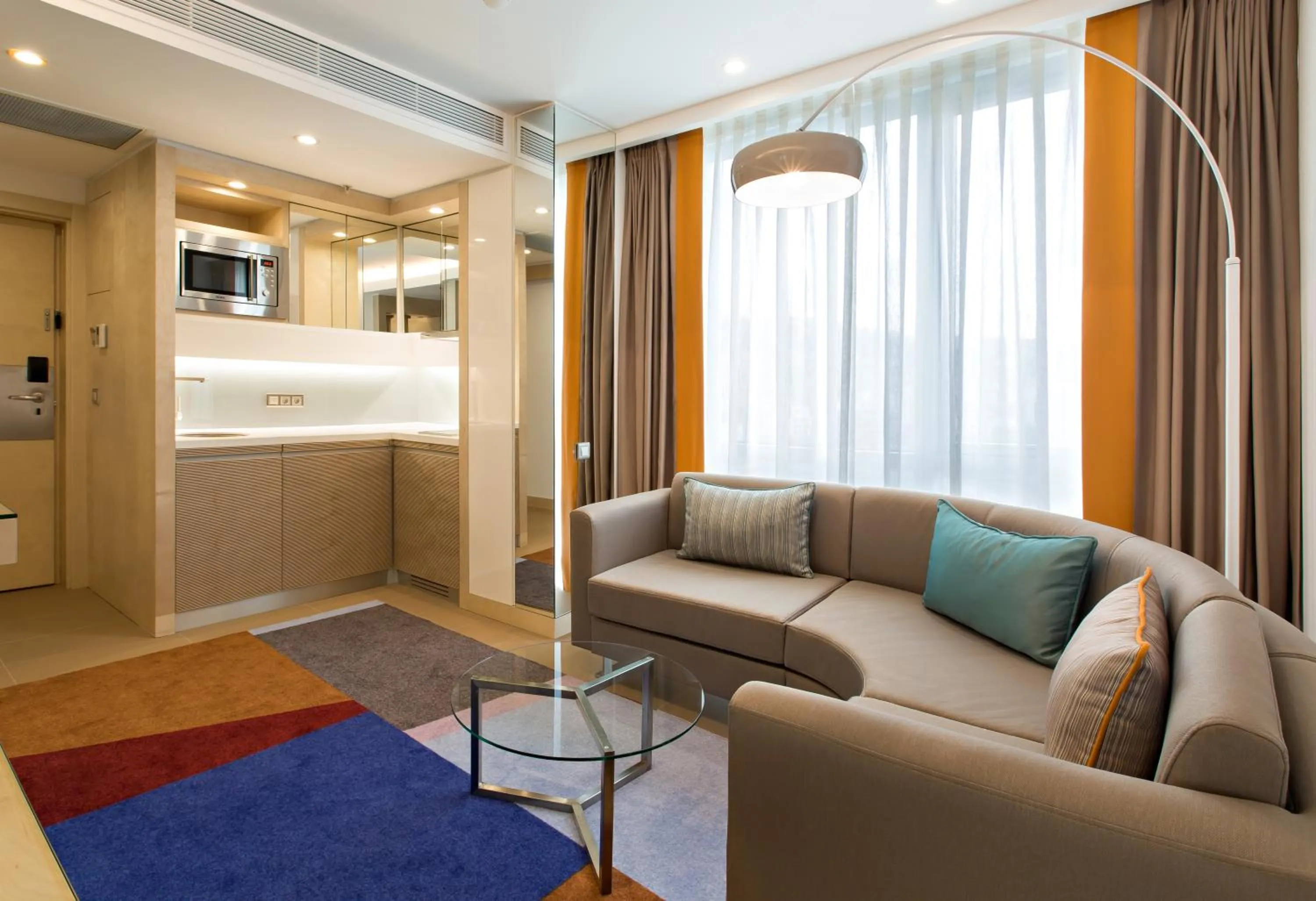 Seating area in Tango Arjaan by Rotana Istanbul Asia