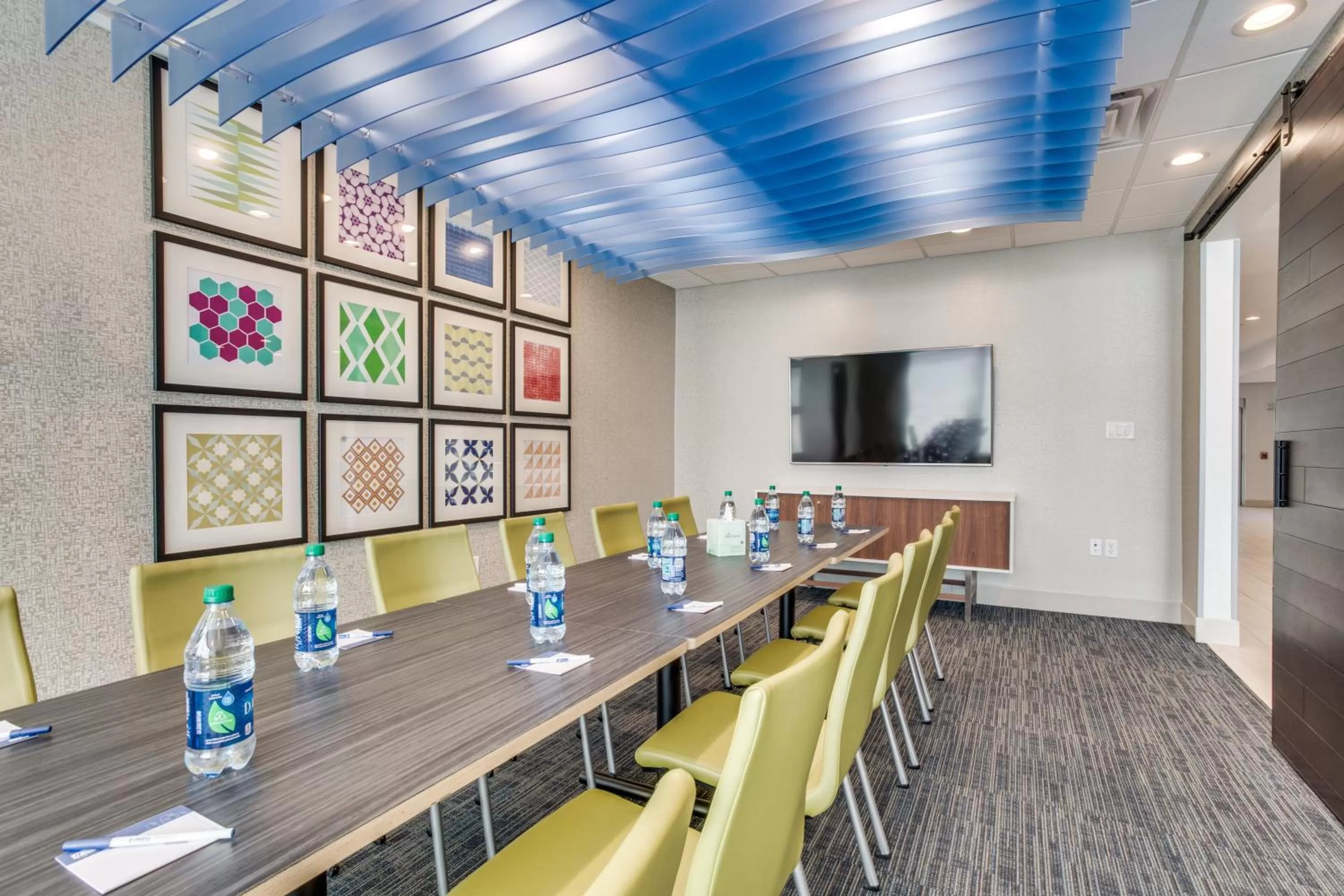 Meeting/conference room in Holiday Inn Express & Suites - Denton South by IHG