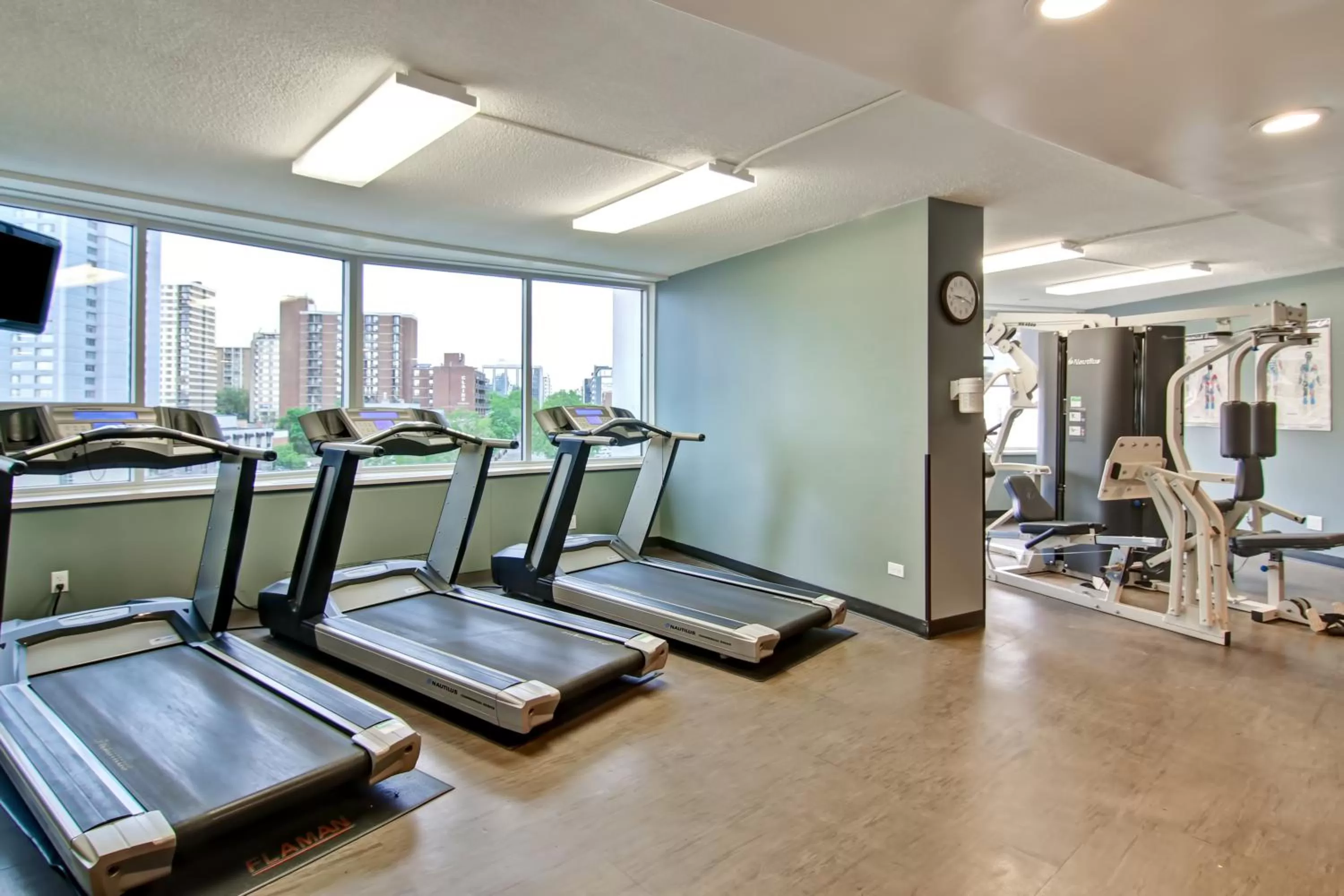 Fitness centre/facilities in Chateau Lacombe Hotel
