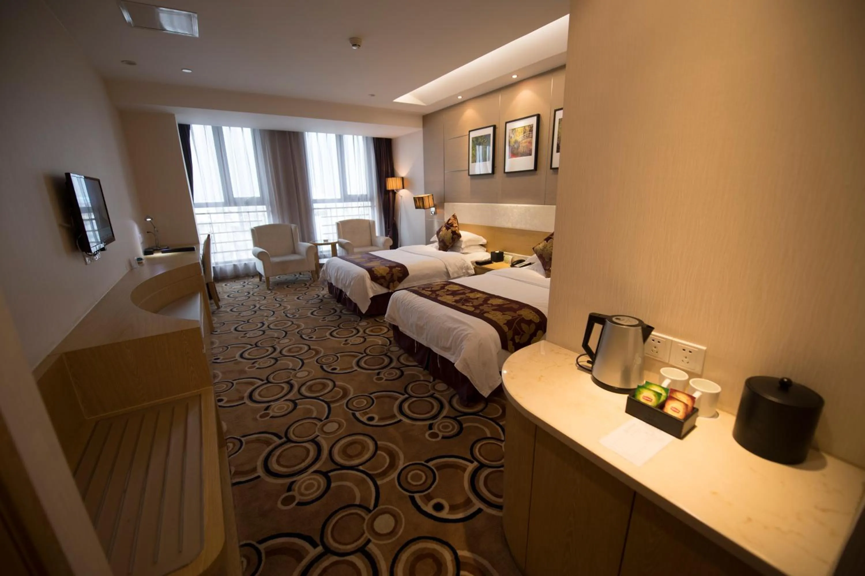 Photo of the whole room, Bed in Suzhou Sun Plaza Hotel