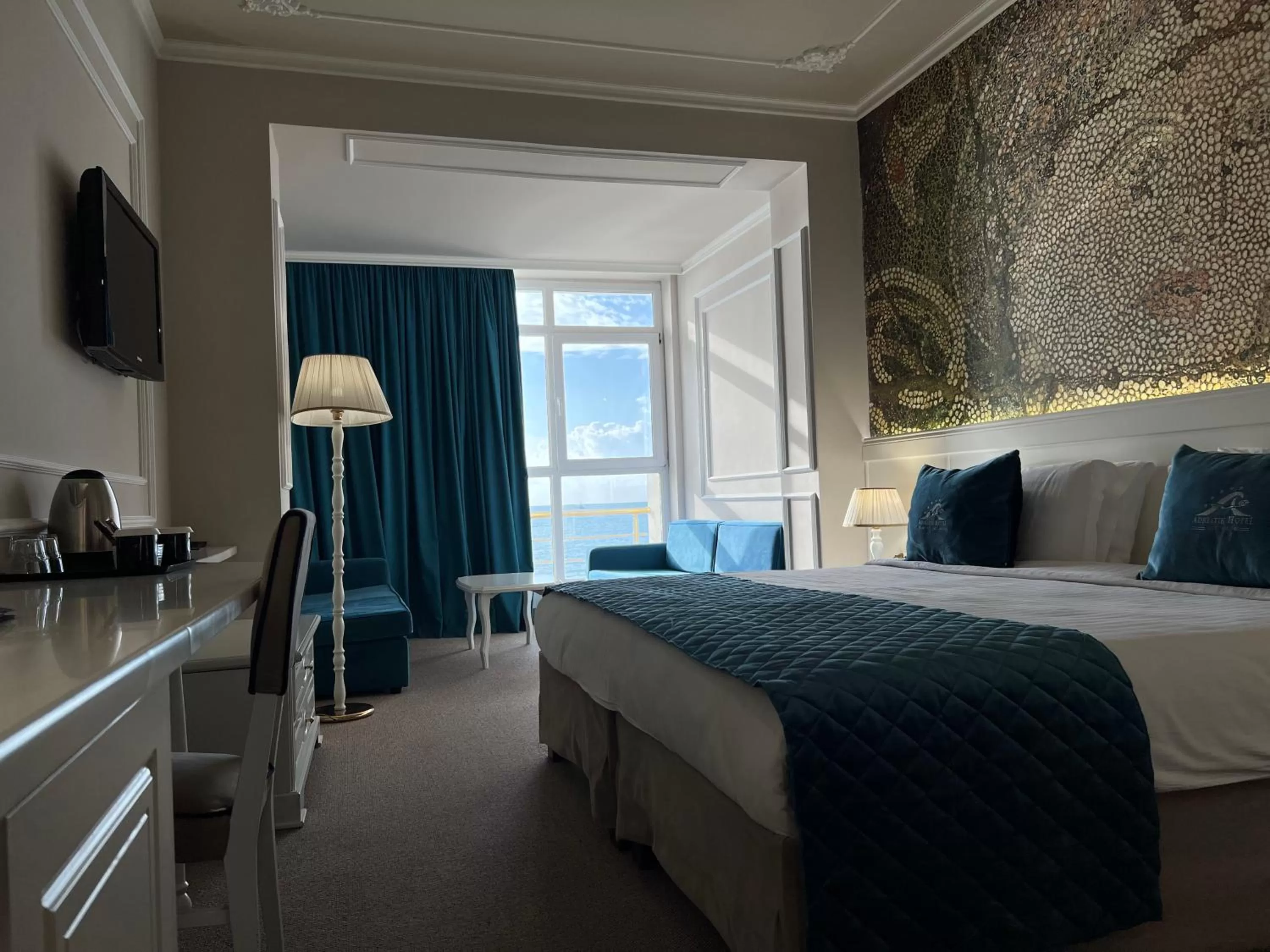 Bed in Adriatik Hotel, BW Premier Collection