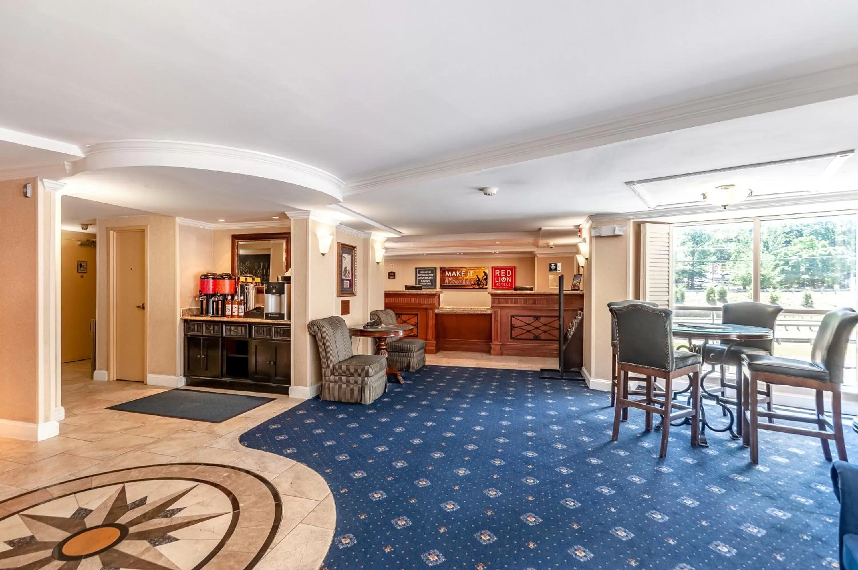 Lobby or reception in Red Lion Hotel Rosslyn Iwo Jima