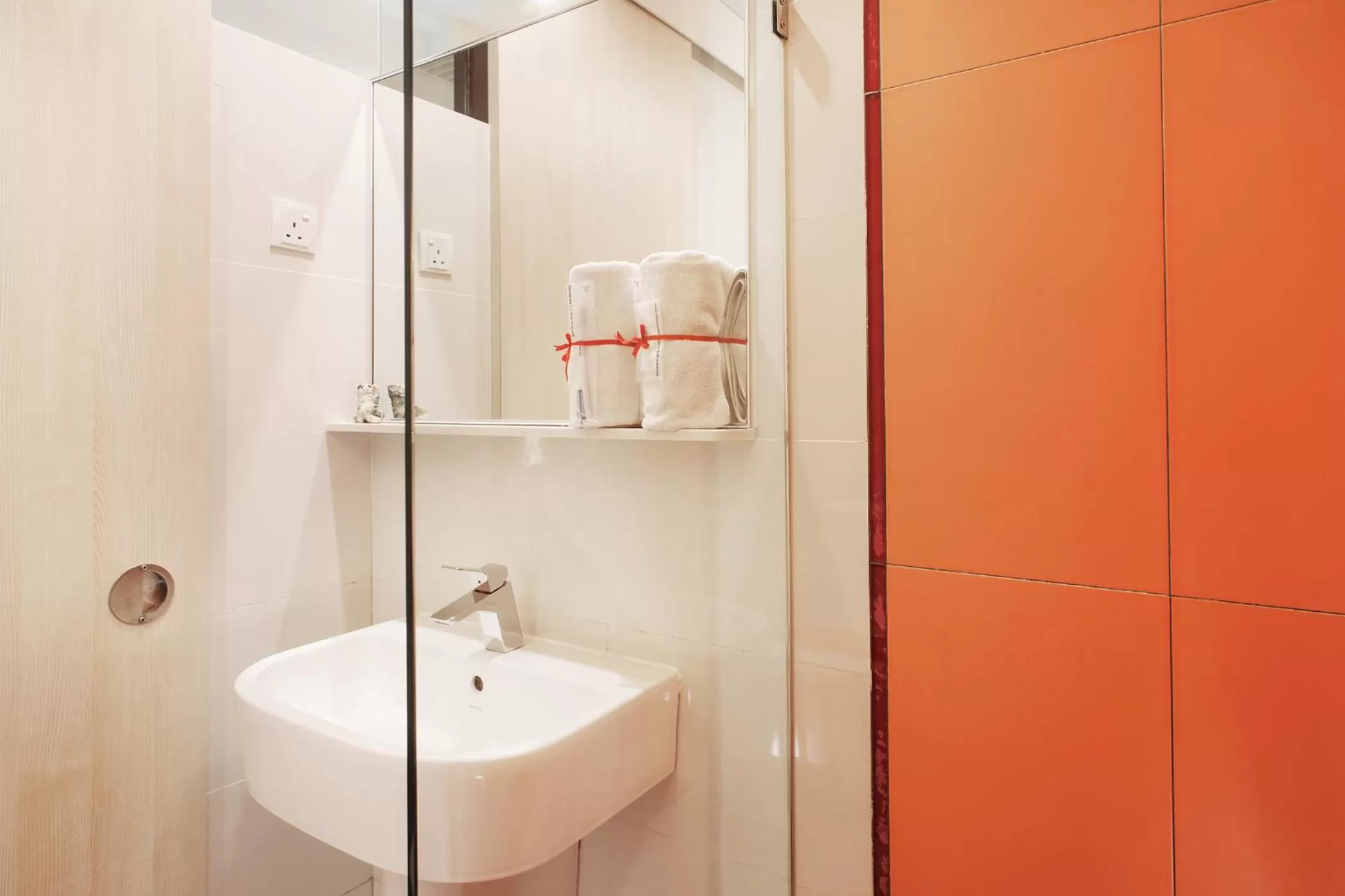 Bathroom in HelicoNia Hotel