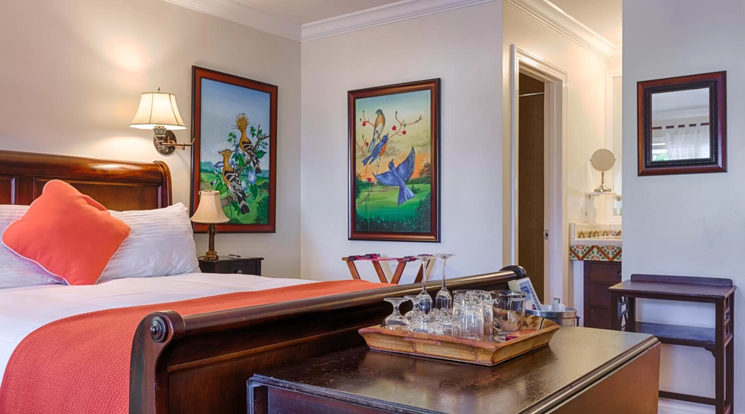 Bedroom, Bed in The Caribbean Court Boutique Hotel