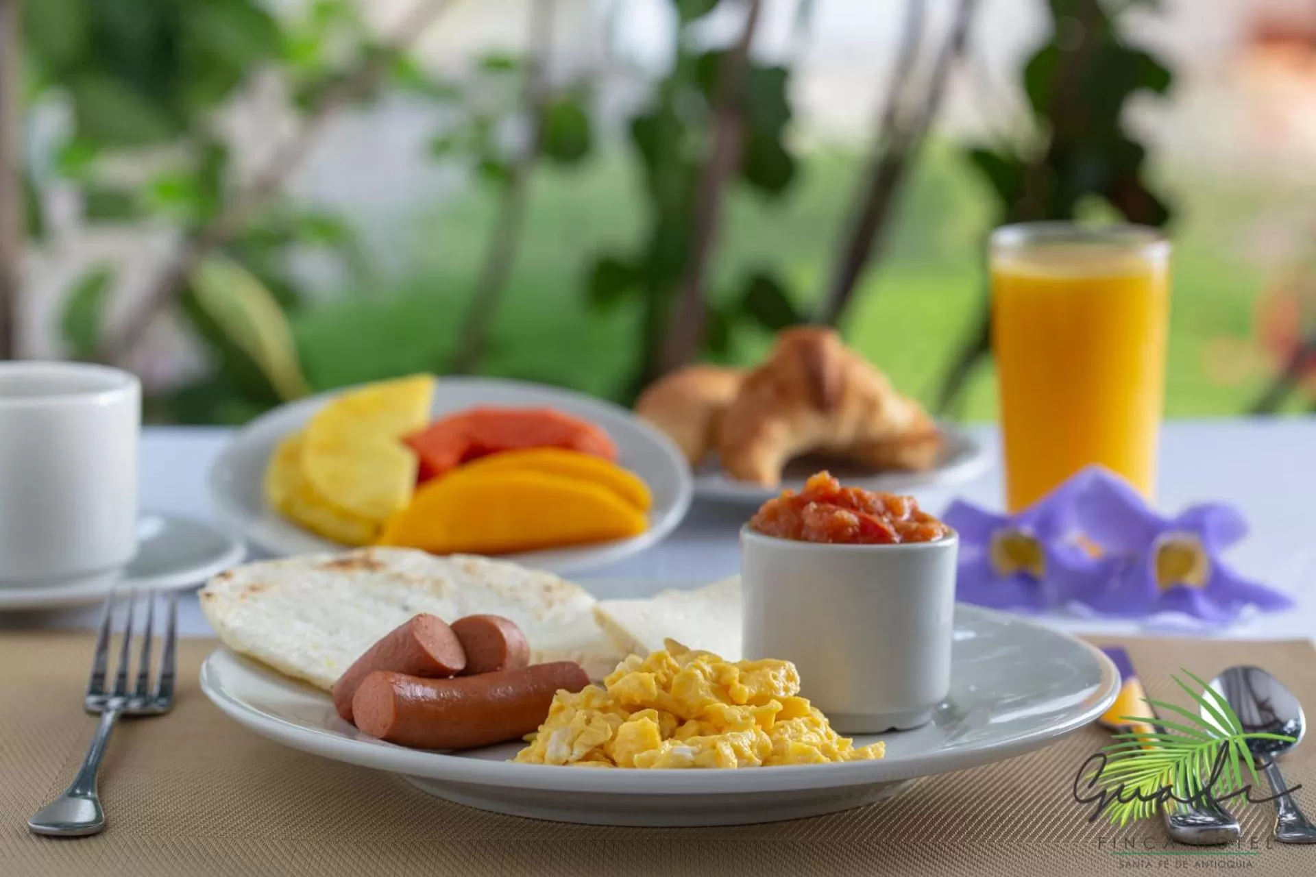 Breakfast in Finca Hotel Guali Santafe