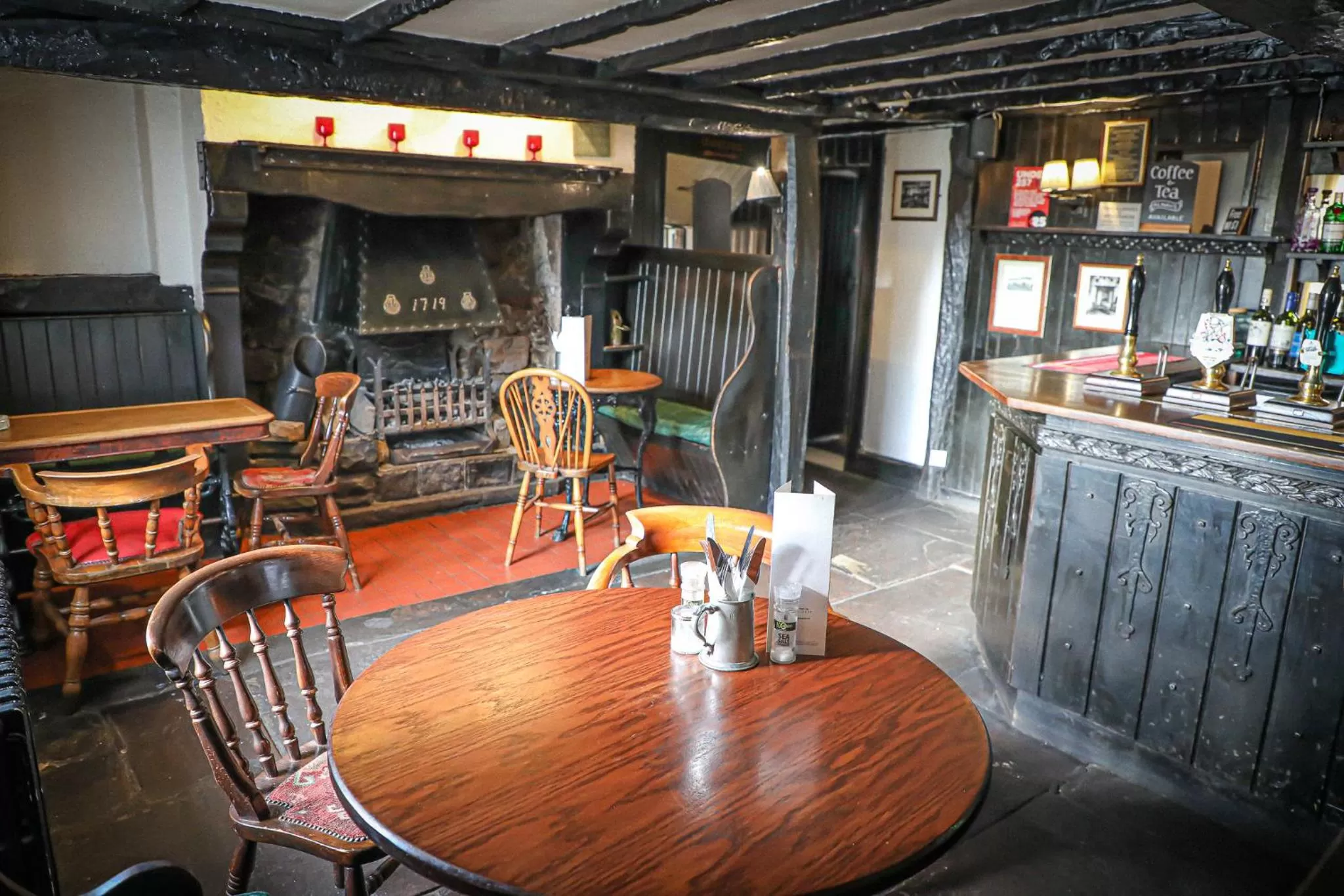 Lounge or bar in Queens Head Inn, Tirril