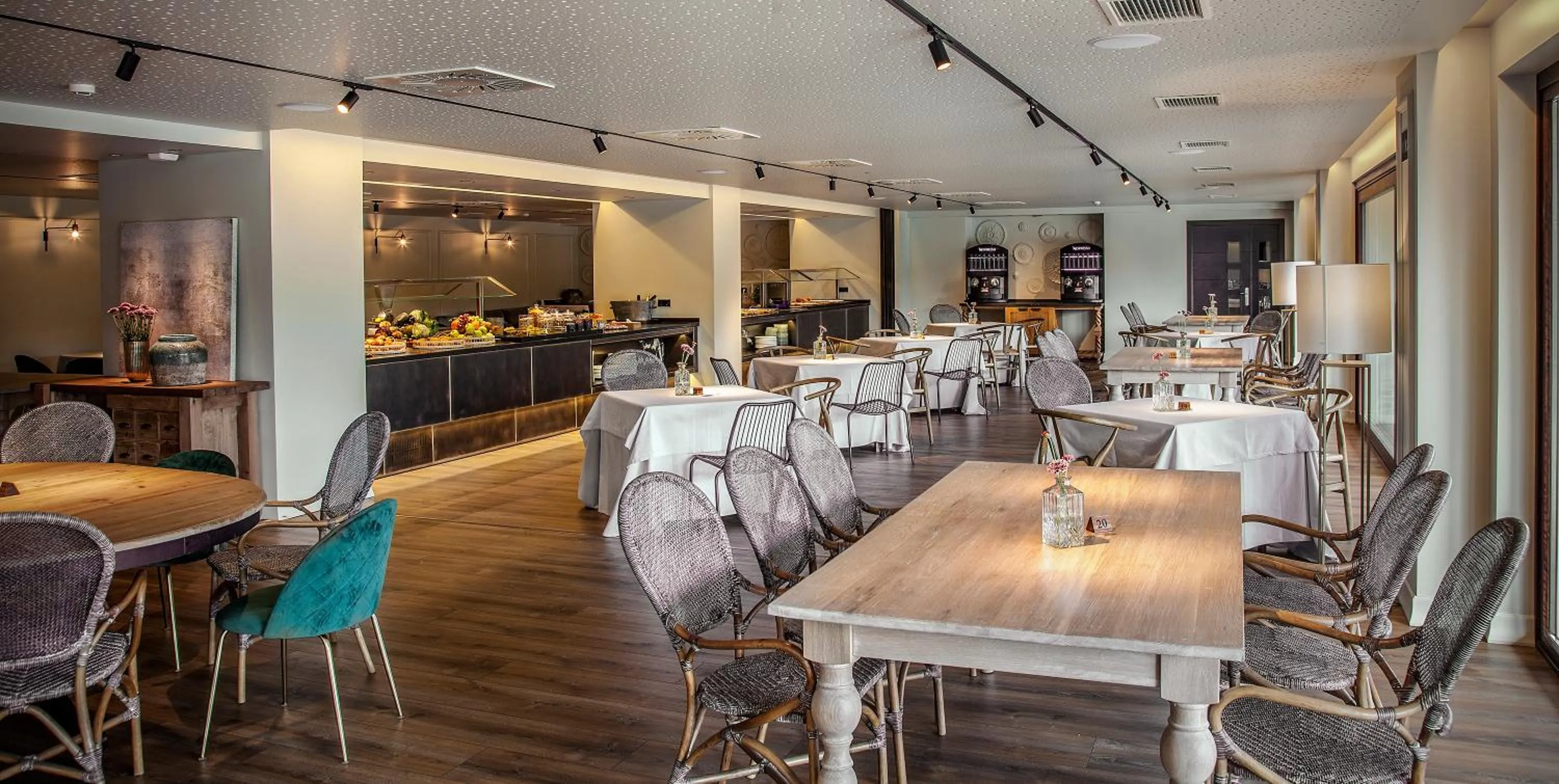 Buffet breakfast in Blanco Hotel Spa