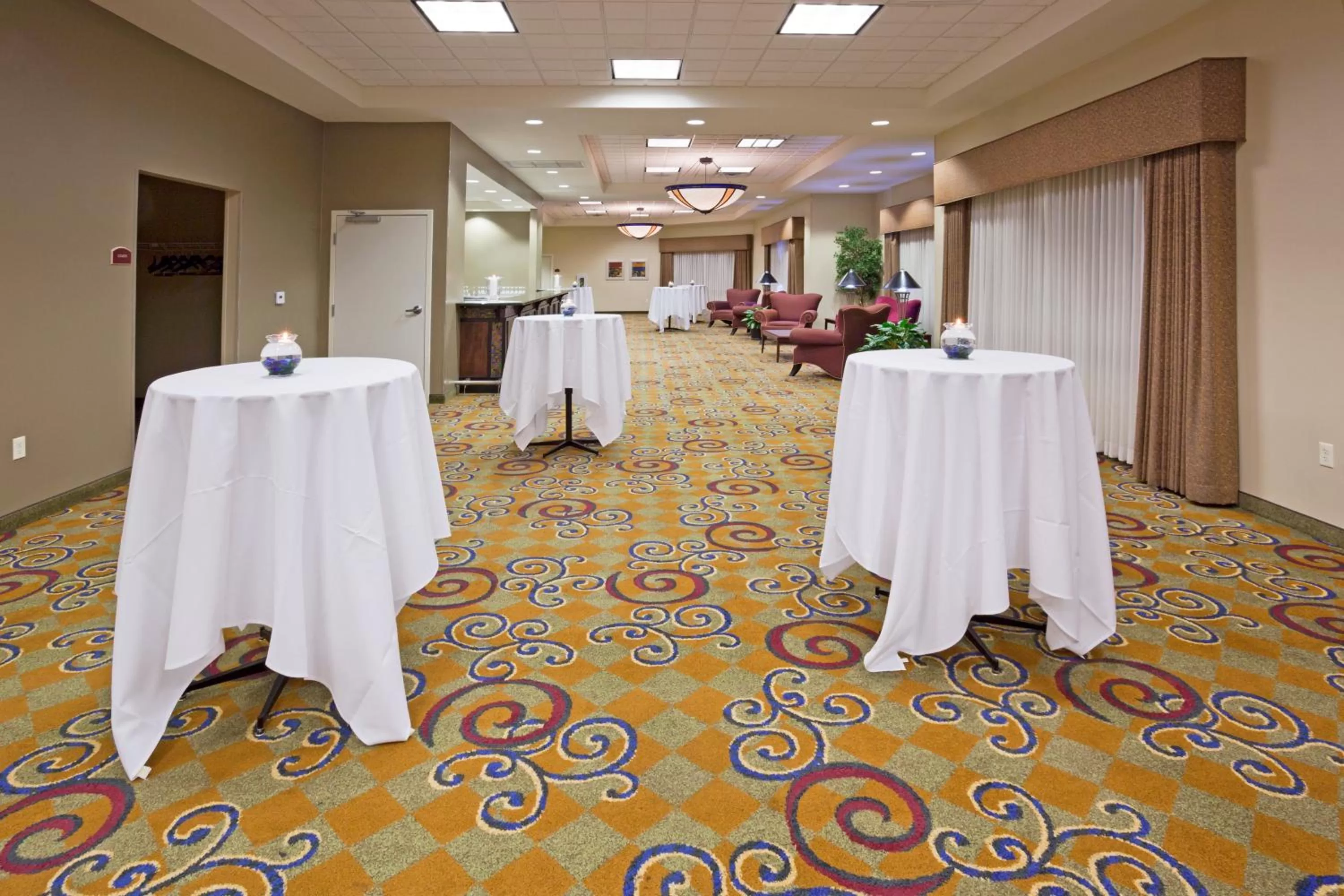 Meeting/conference room in Holiday Inn Conference Center Marshfield by IHG