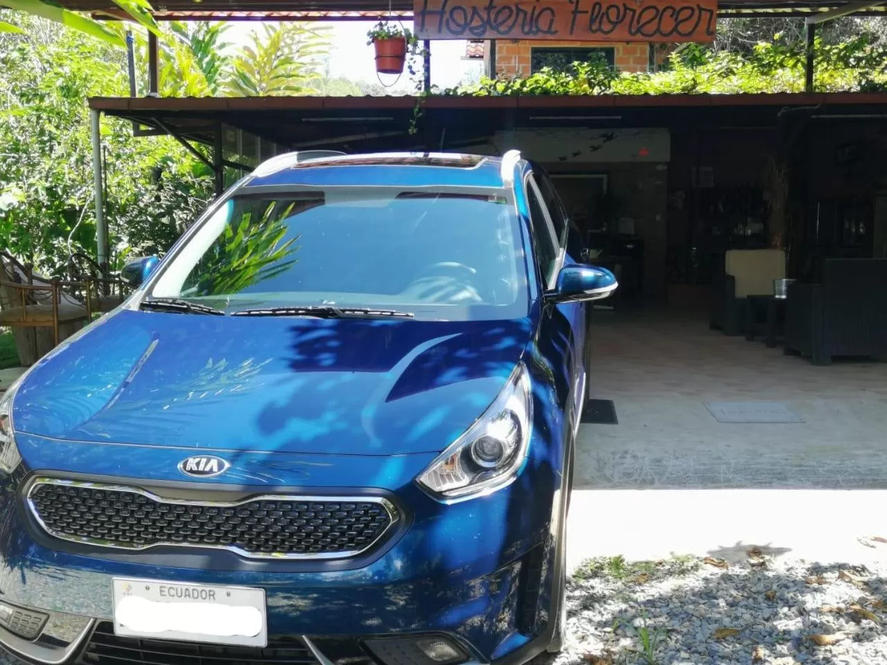 Parking in Hosteria Florecer