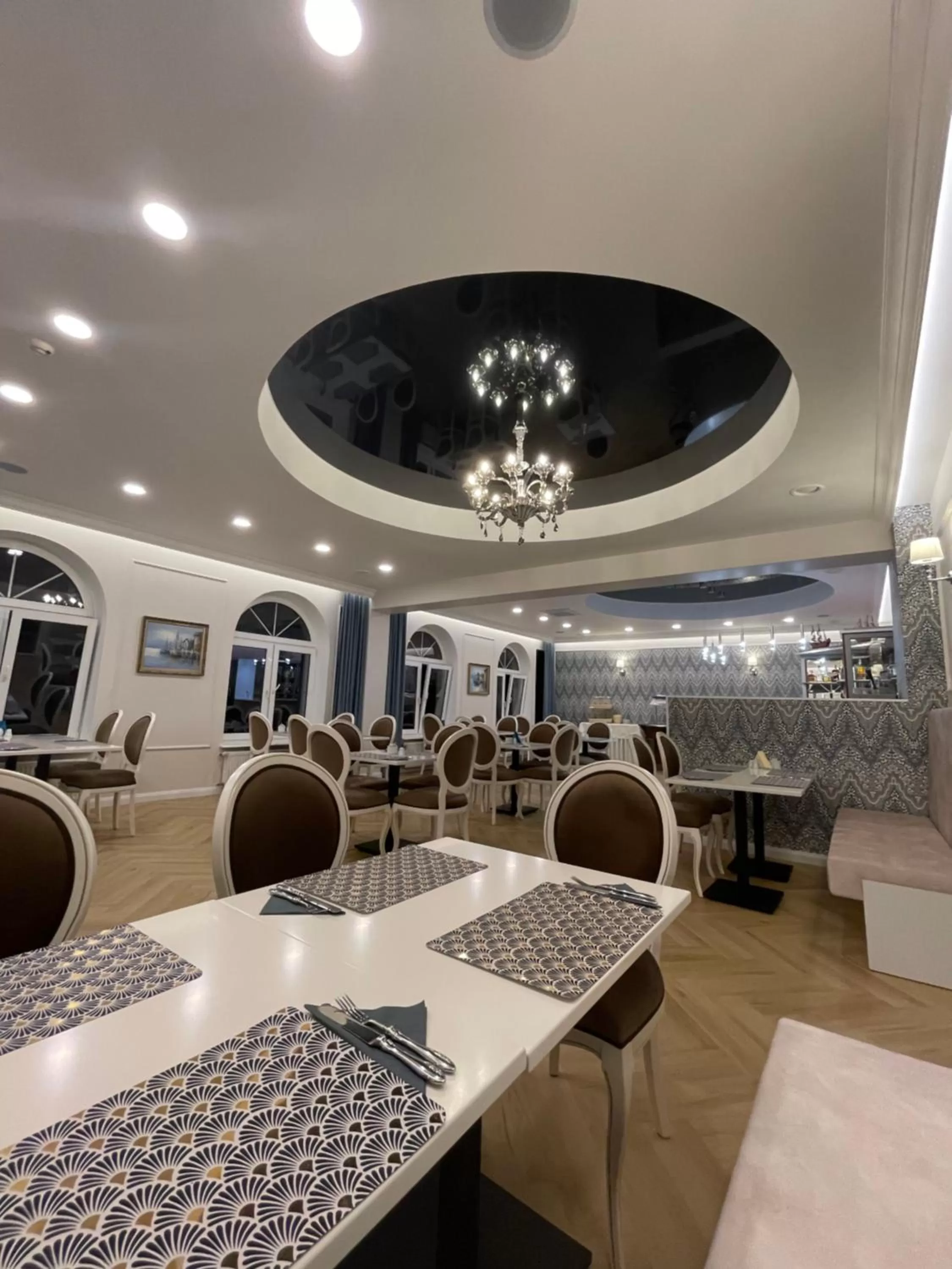 Restaurant/places to eat in Moris Boutique Beach Hotel