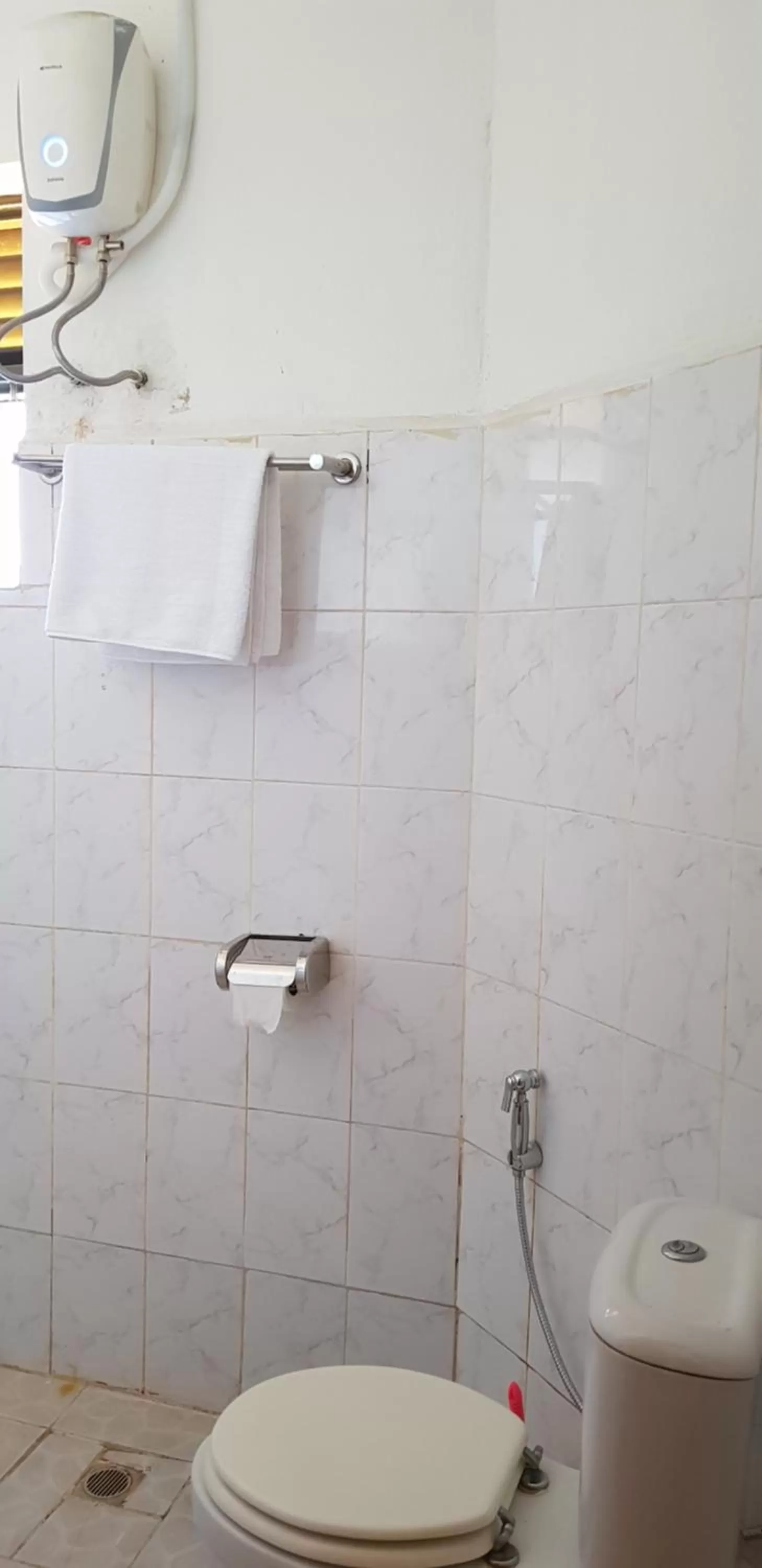 Bathroom in Northern Pearl