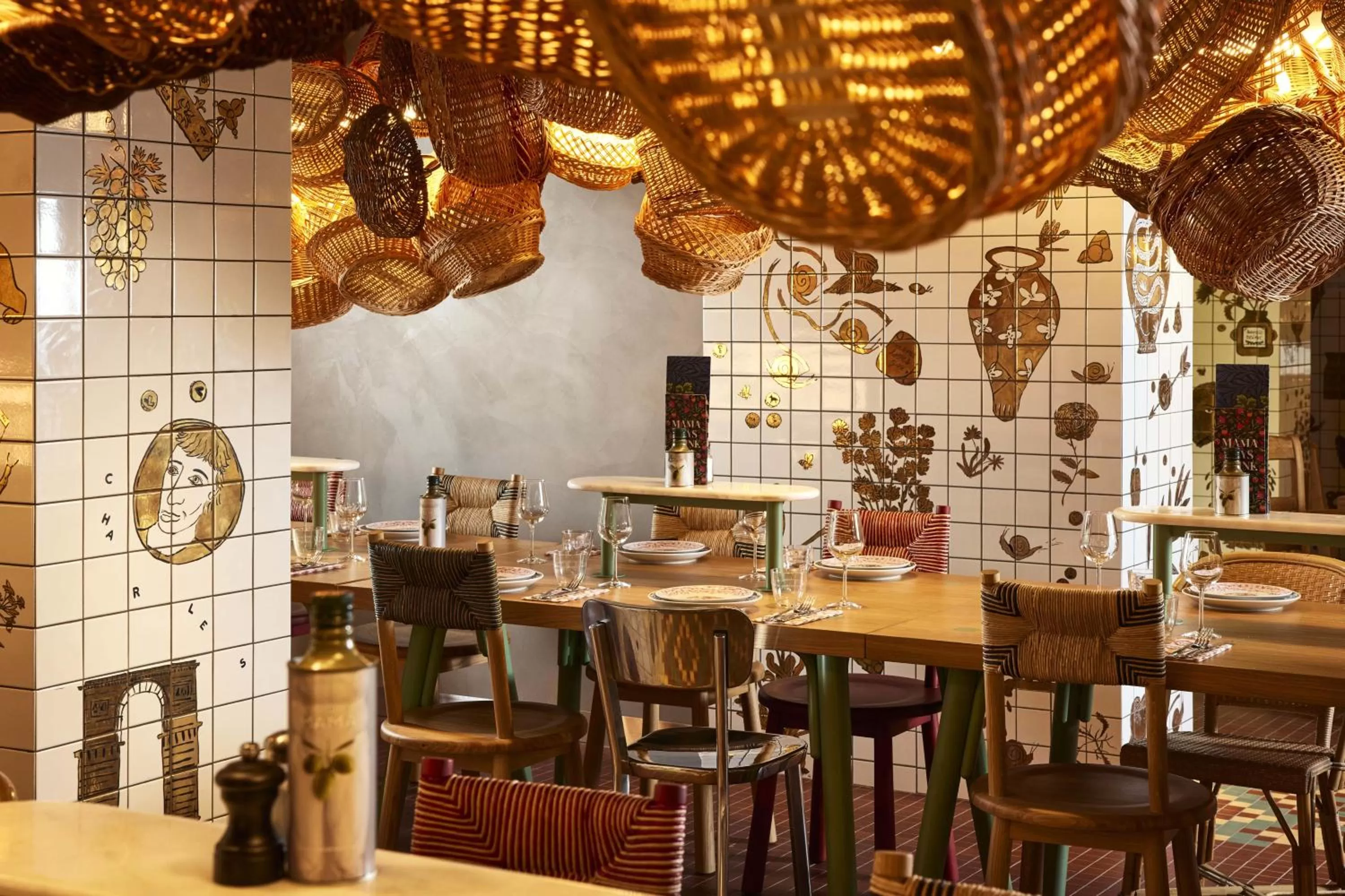 Restaurant/places to eat in Mama Shelter Dijon