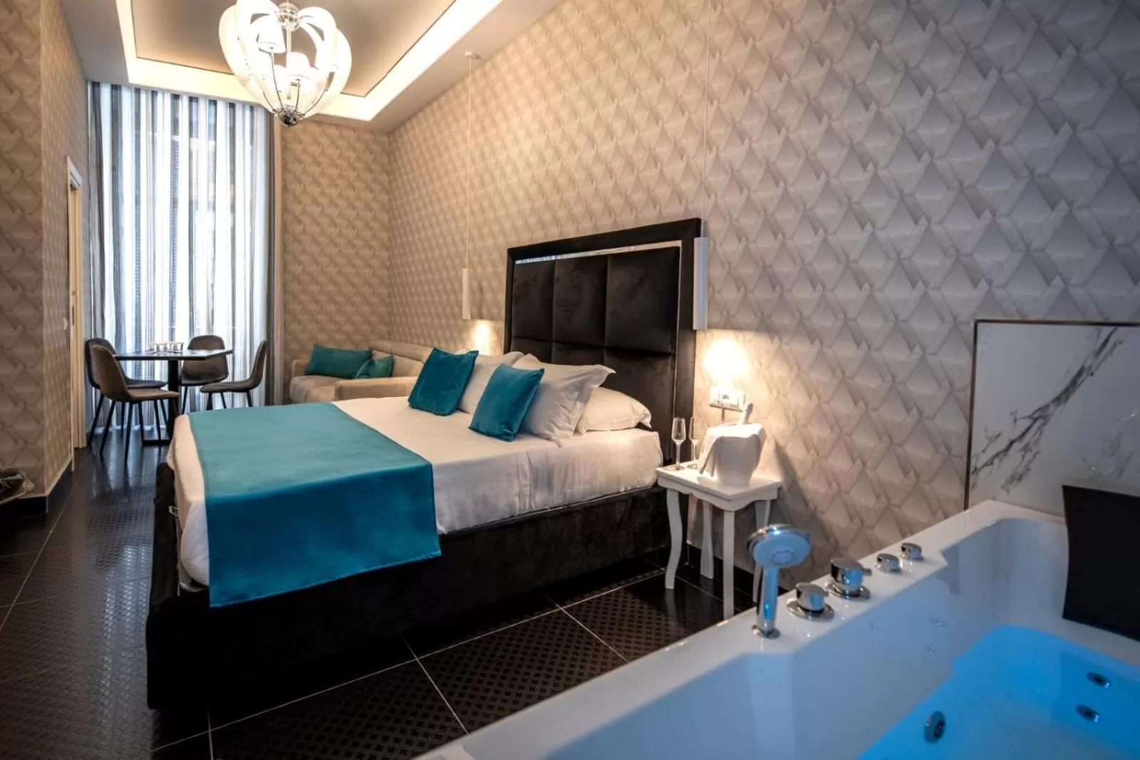 Bed in Luna Luxury Bed and Breakfast