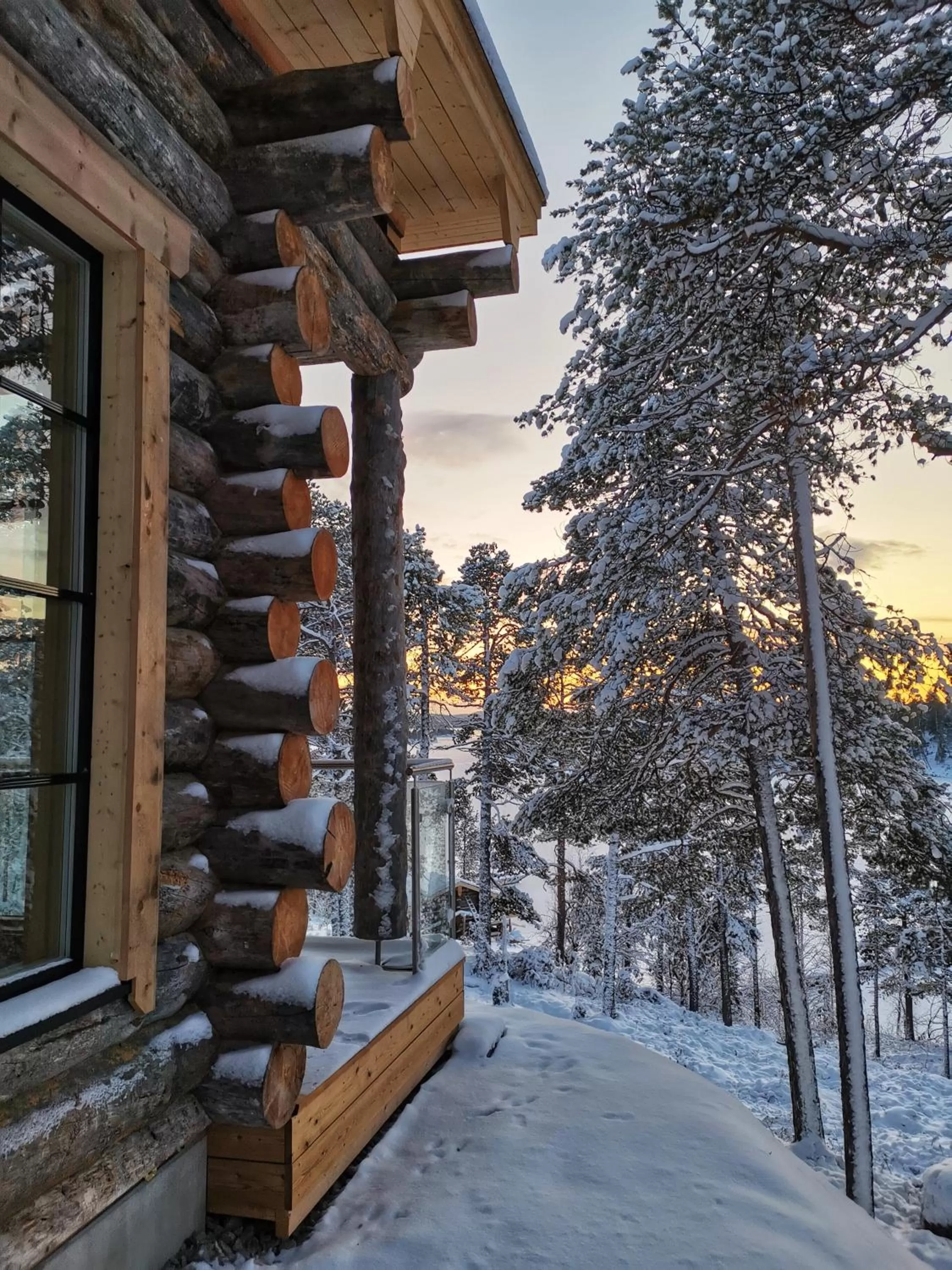 Winter in Wilderness Hotel Nangu & Igloos