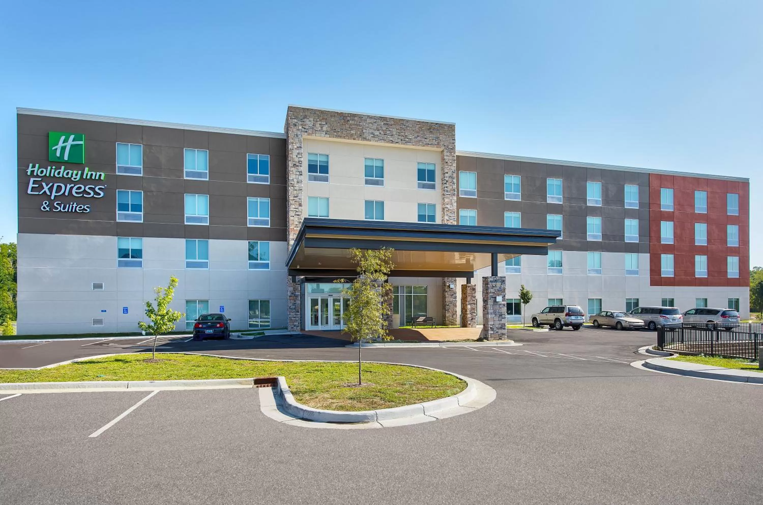 Property building in Holiday Inn Express & Suites - La Grange by IHG