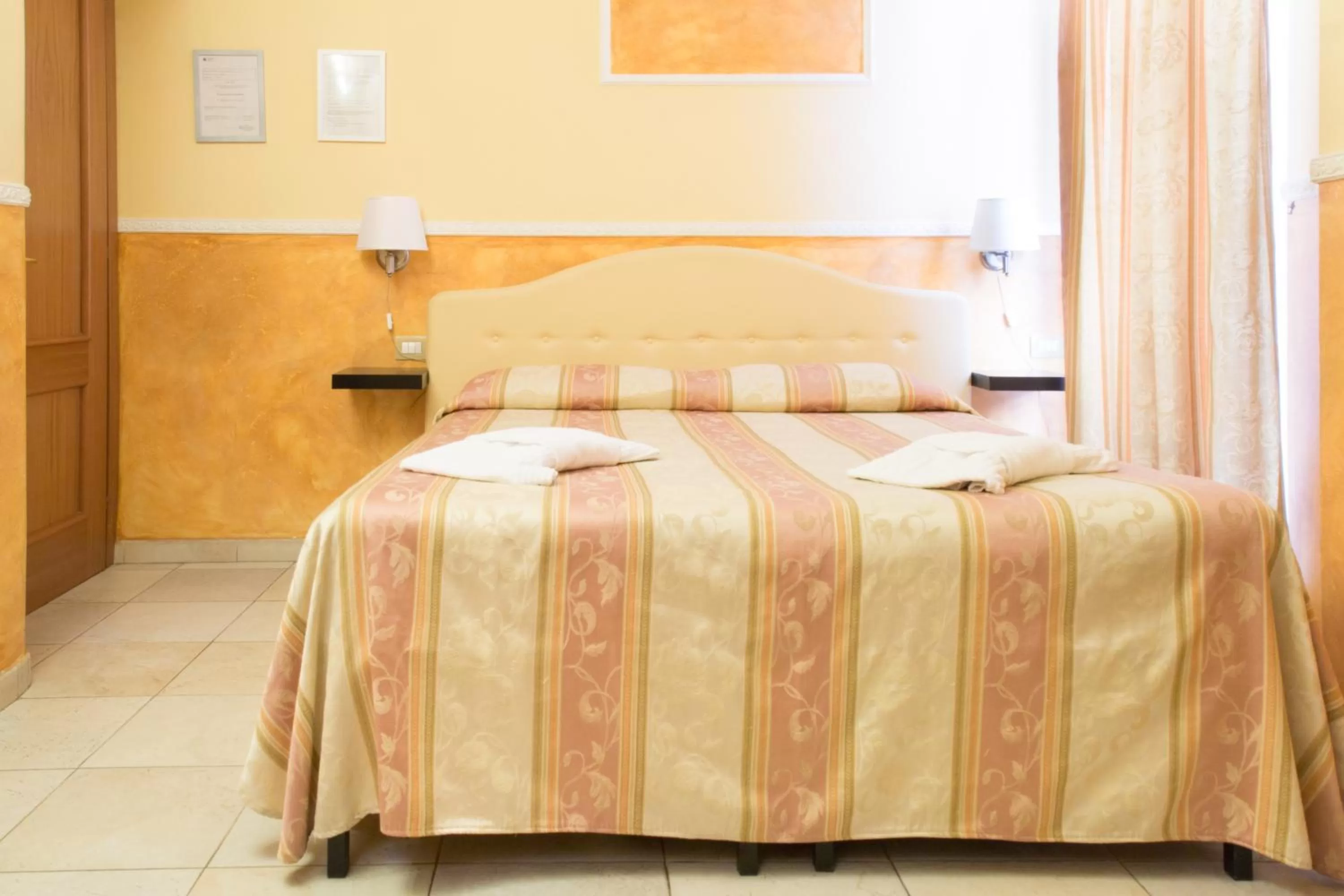 Photo of the whole room, Bed in Residenza Ki