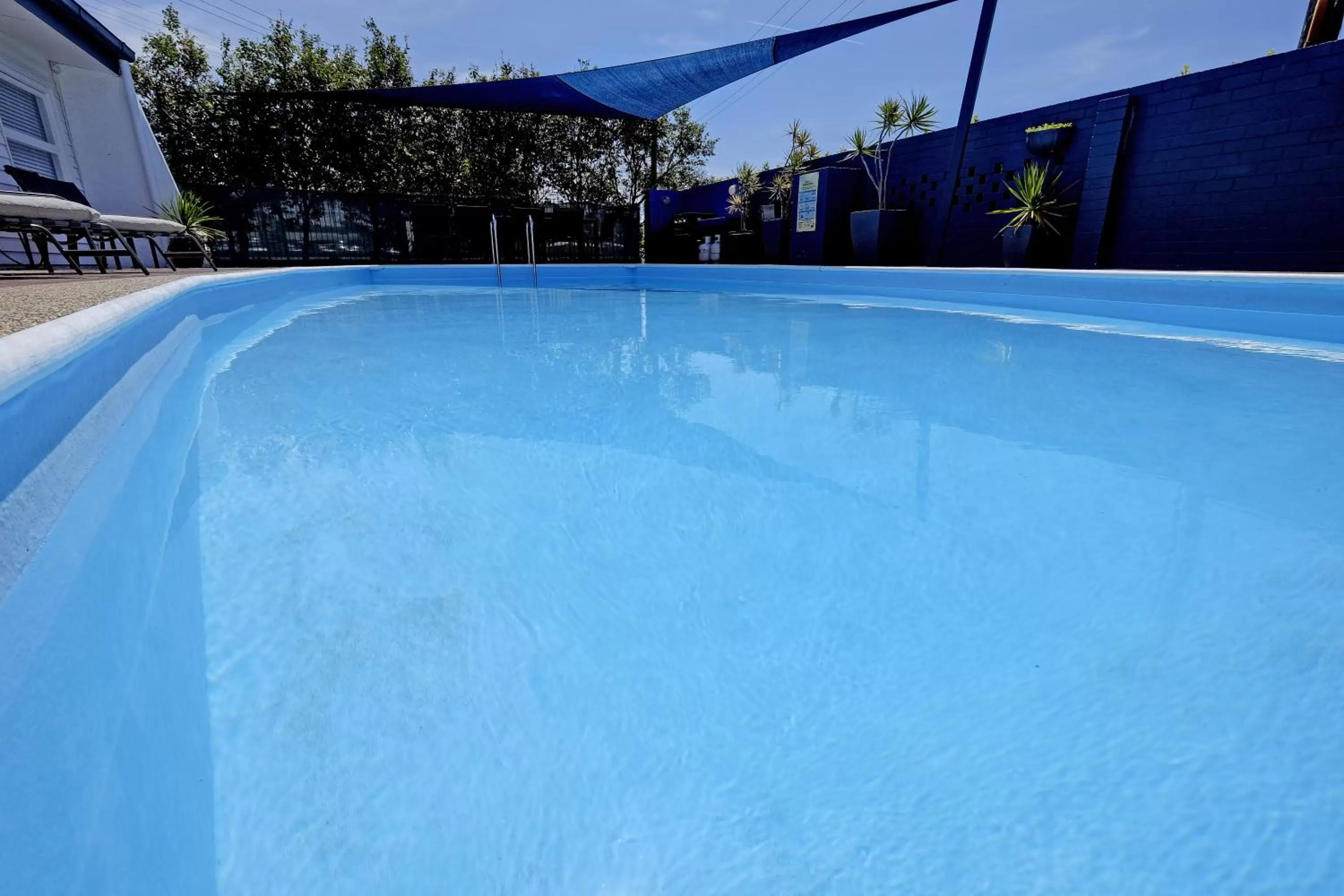 Day in Bali Hi Motel