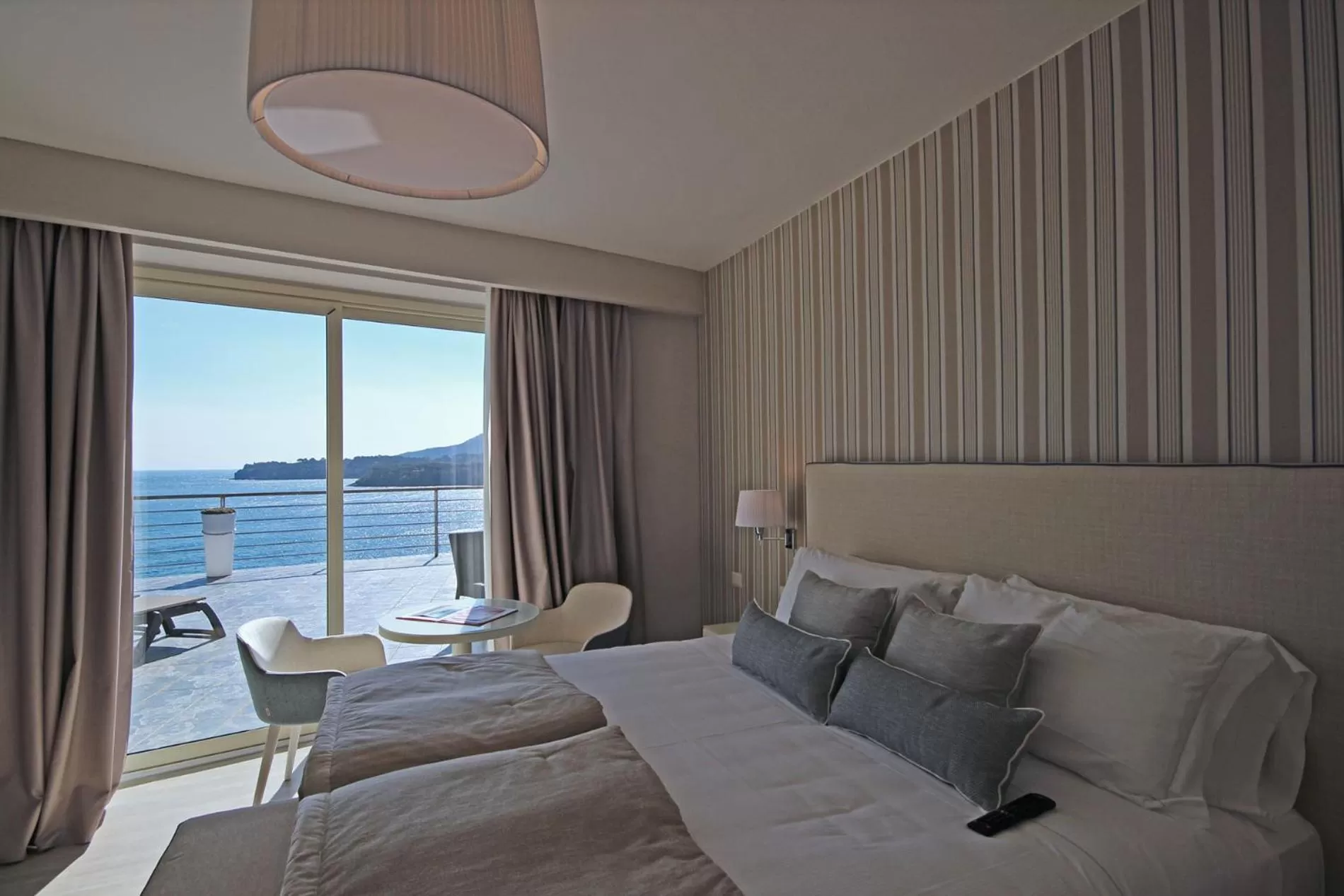 Photo of the whole room, Bed in Hotel Plaza