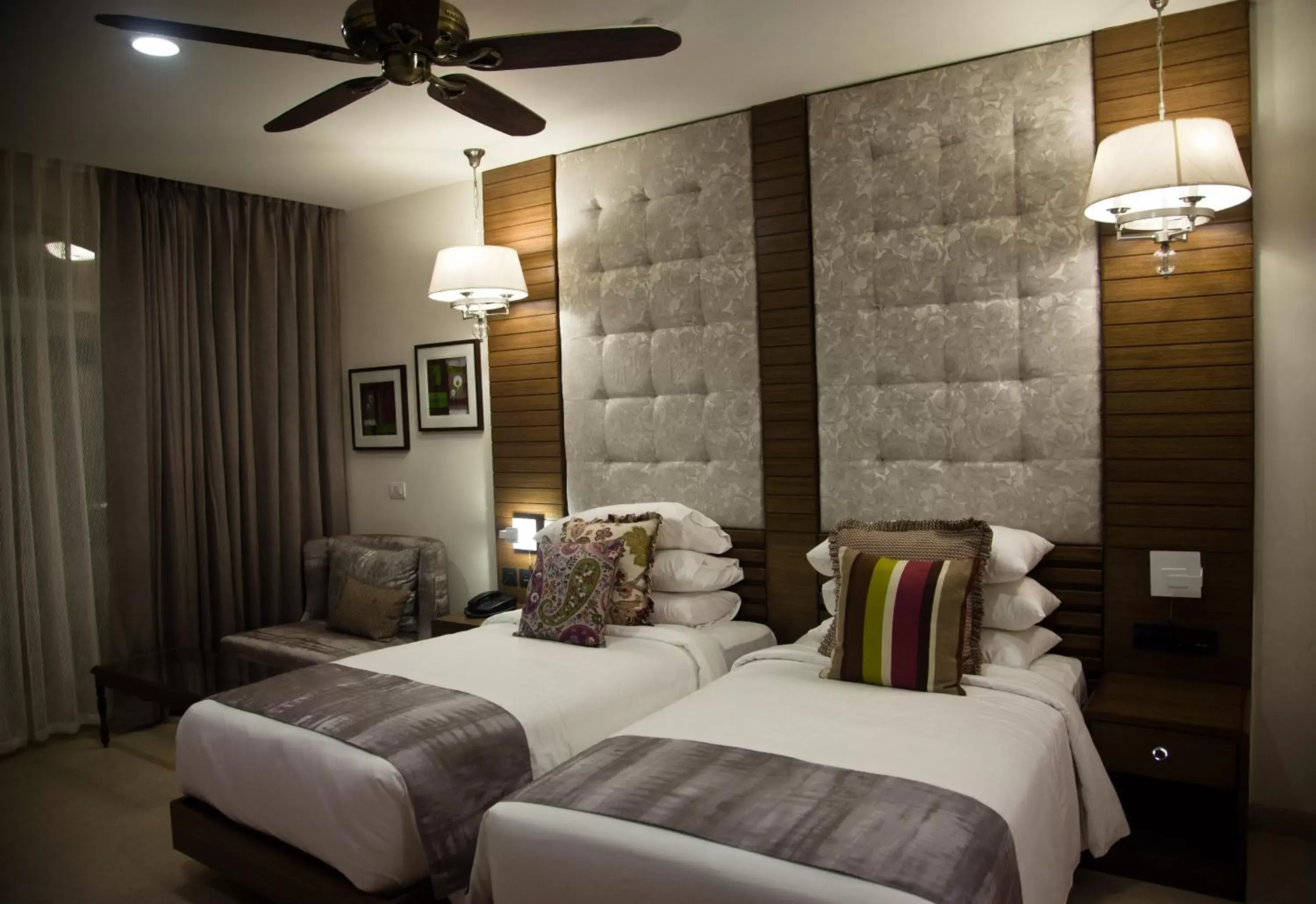 Courtyard Room in Acron Waterfront Resort Courtyard Room in Acron Waterfront Resort