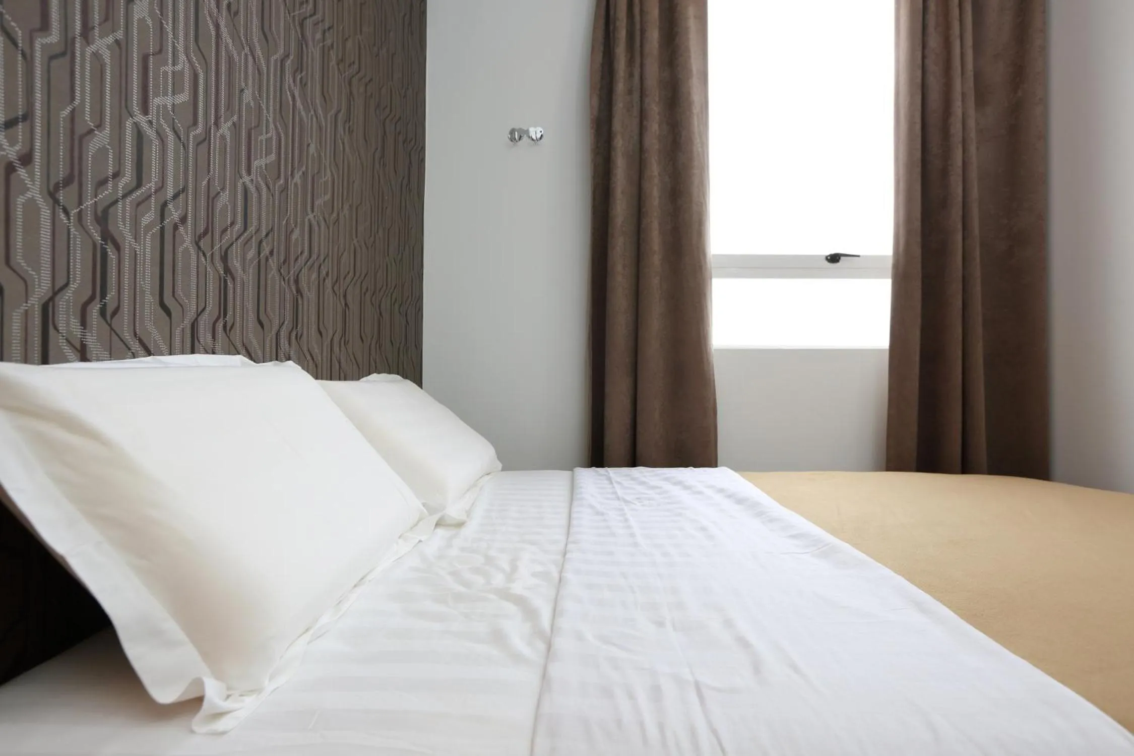 Bed in 1 Hotel Taman Connaught