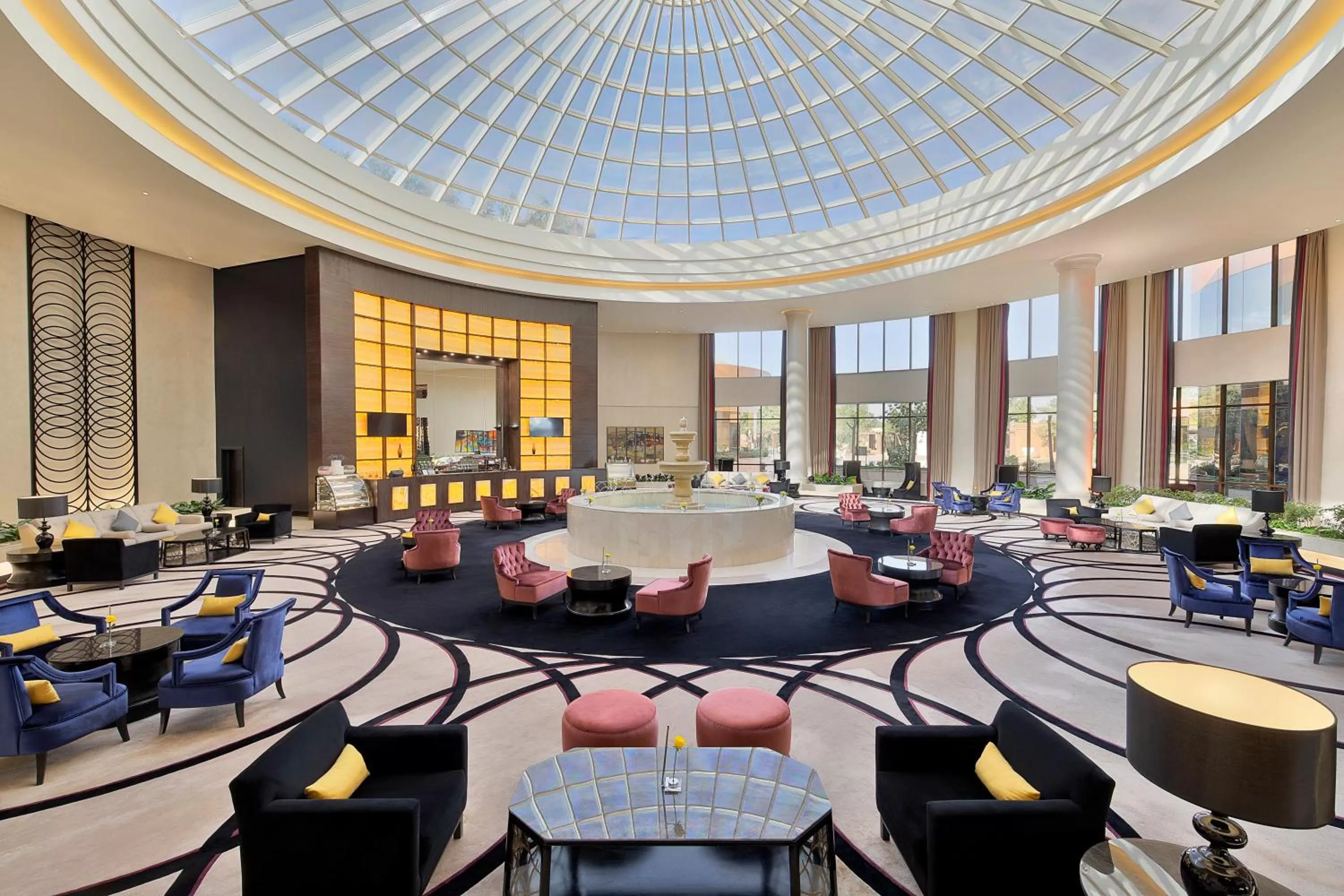 Lounge or bar in Voco - Riyadh by IHG