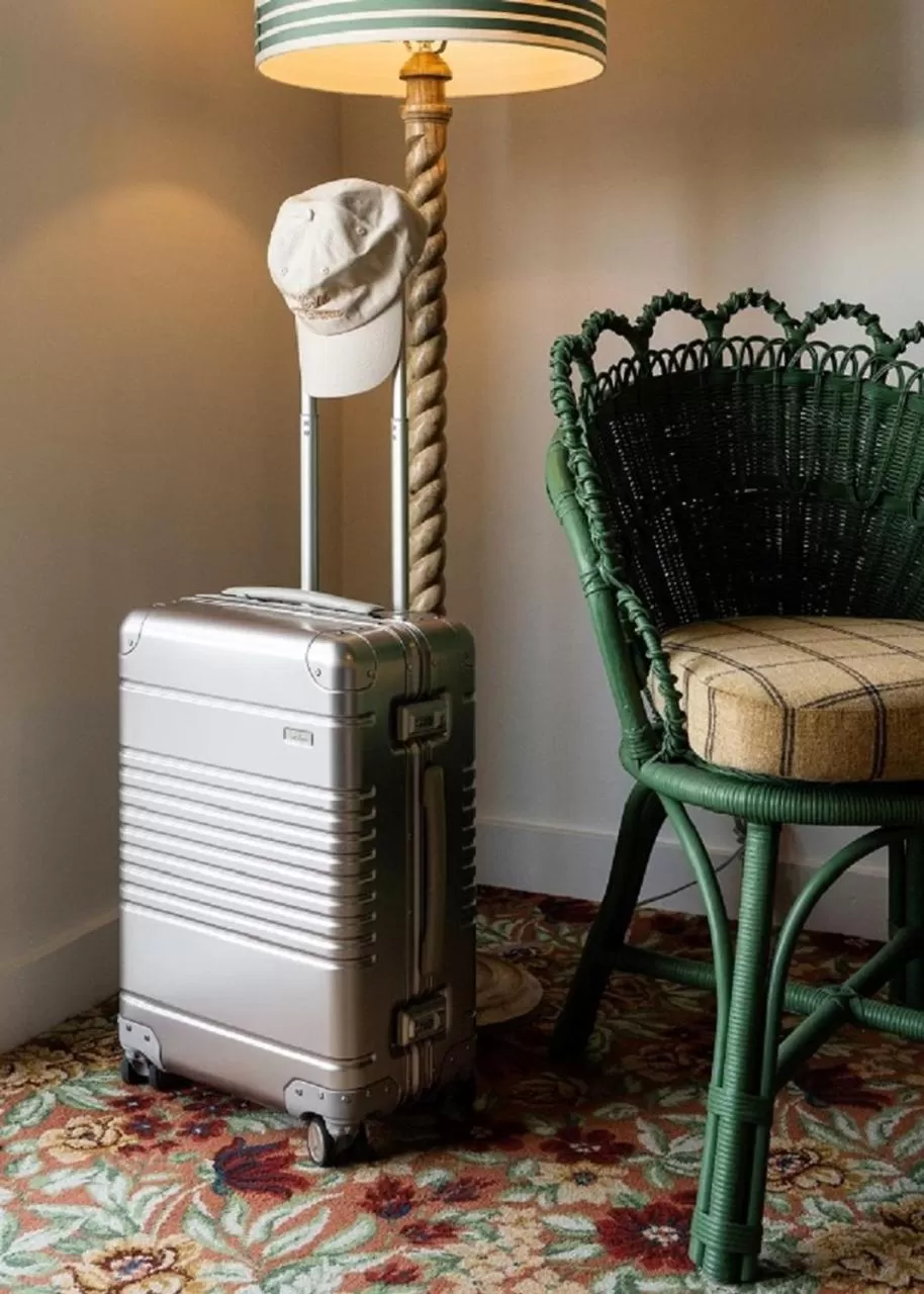 Bedroom in Palihouse West Hollywood at Beverly Hills