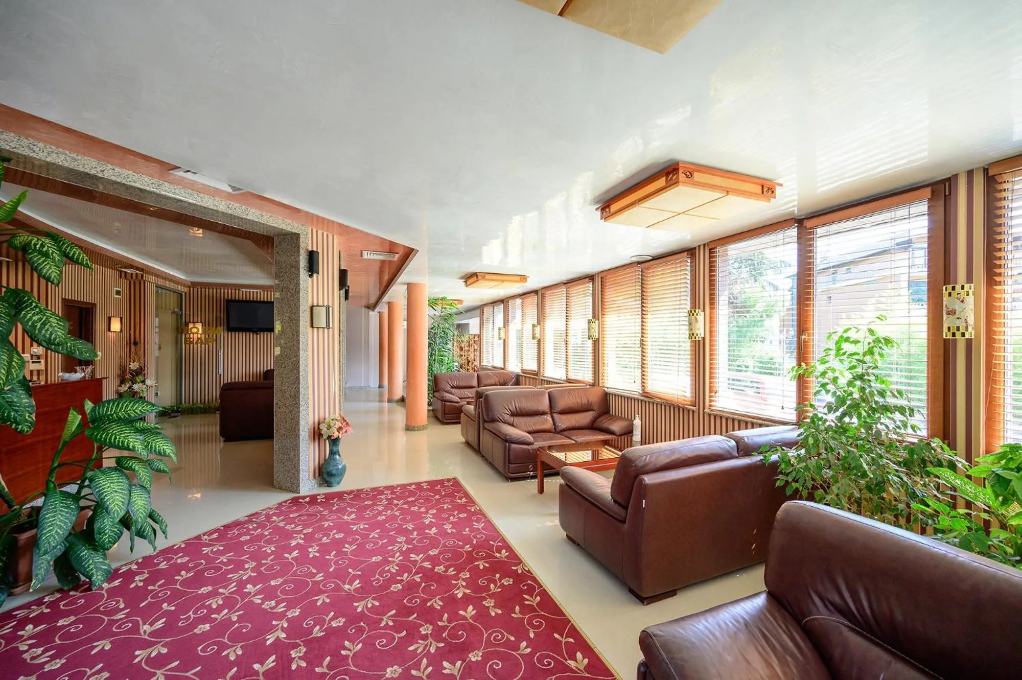 Living room, Bed in Royal Beach