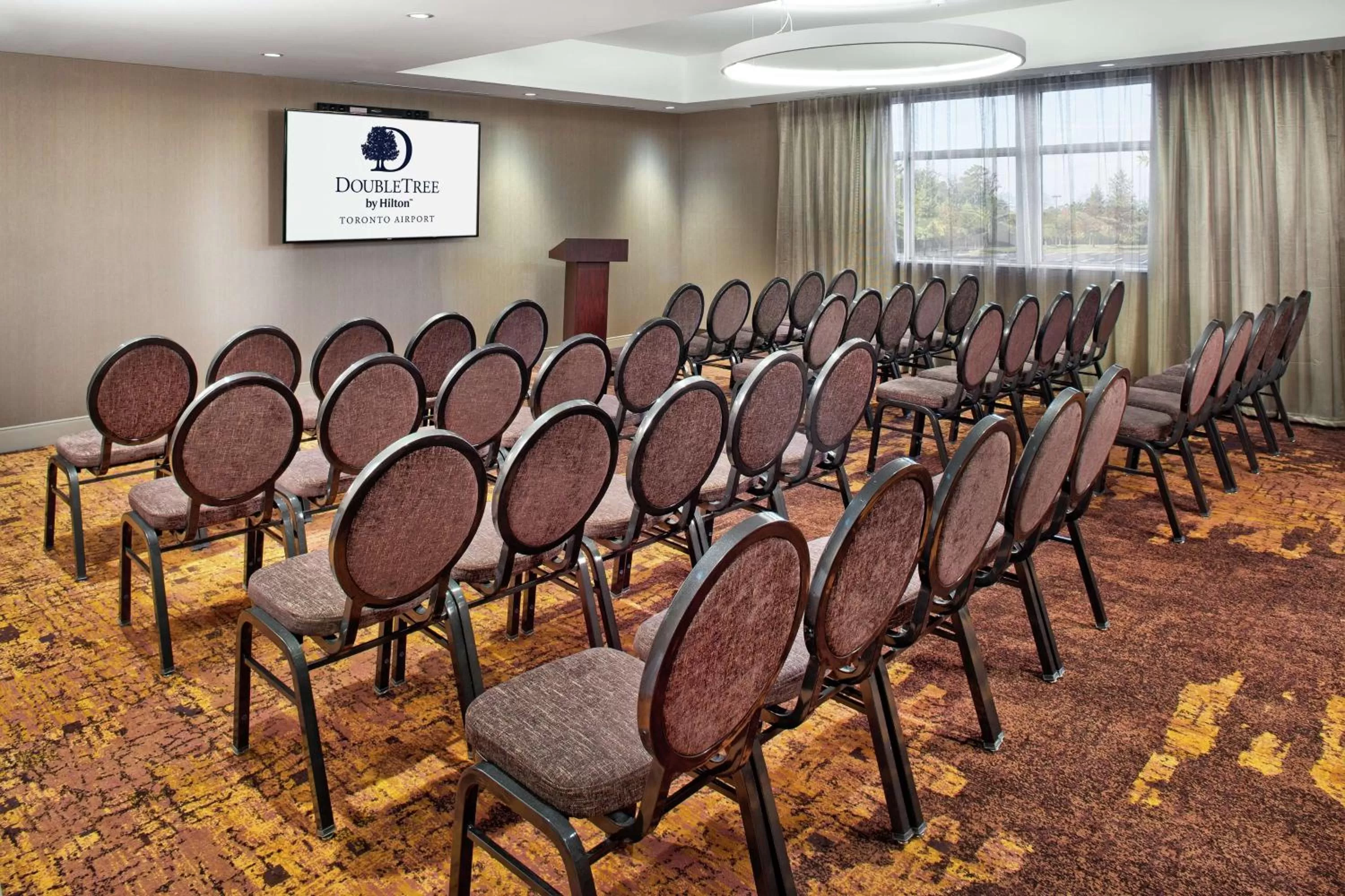 Meeting/conference room in Doubletree by Hilton Toronto Airport, ON