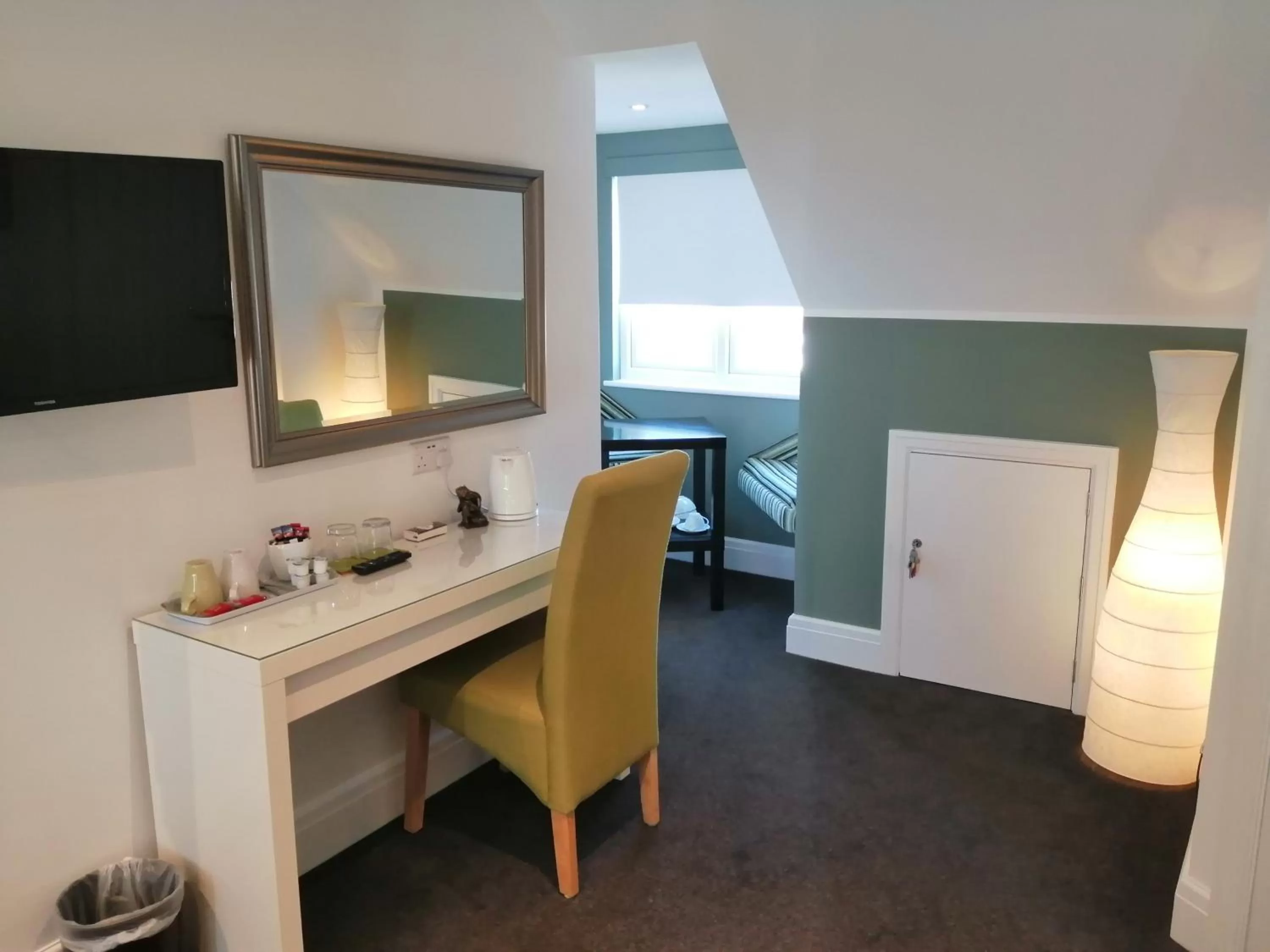 Bed in Lazy Days B&B