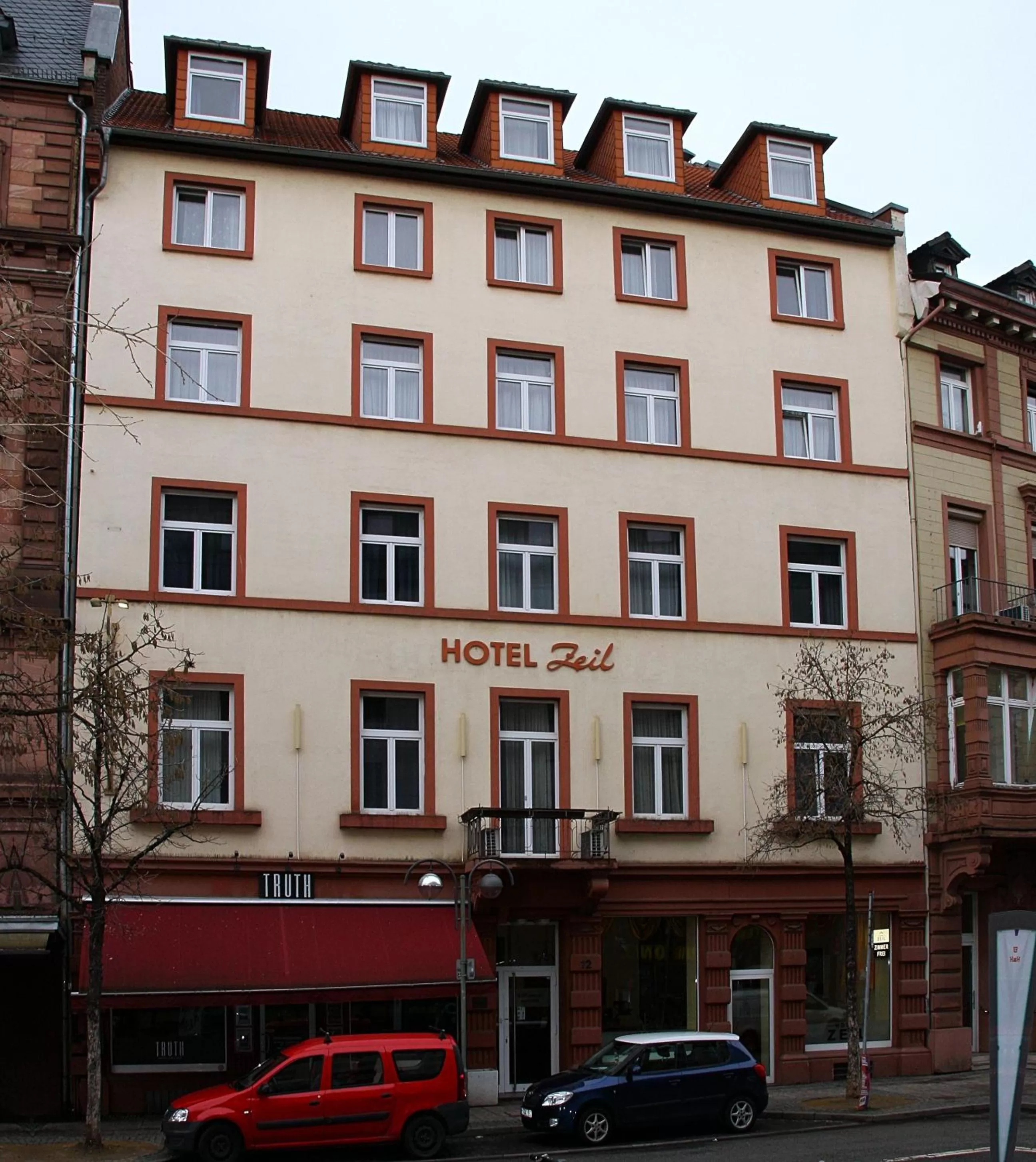 Property building in Hotel Zeil