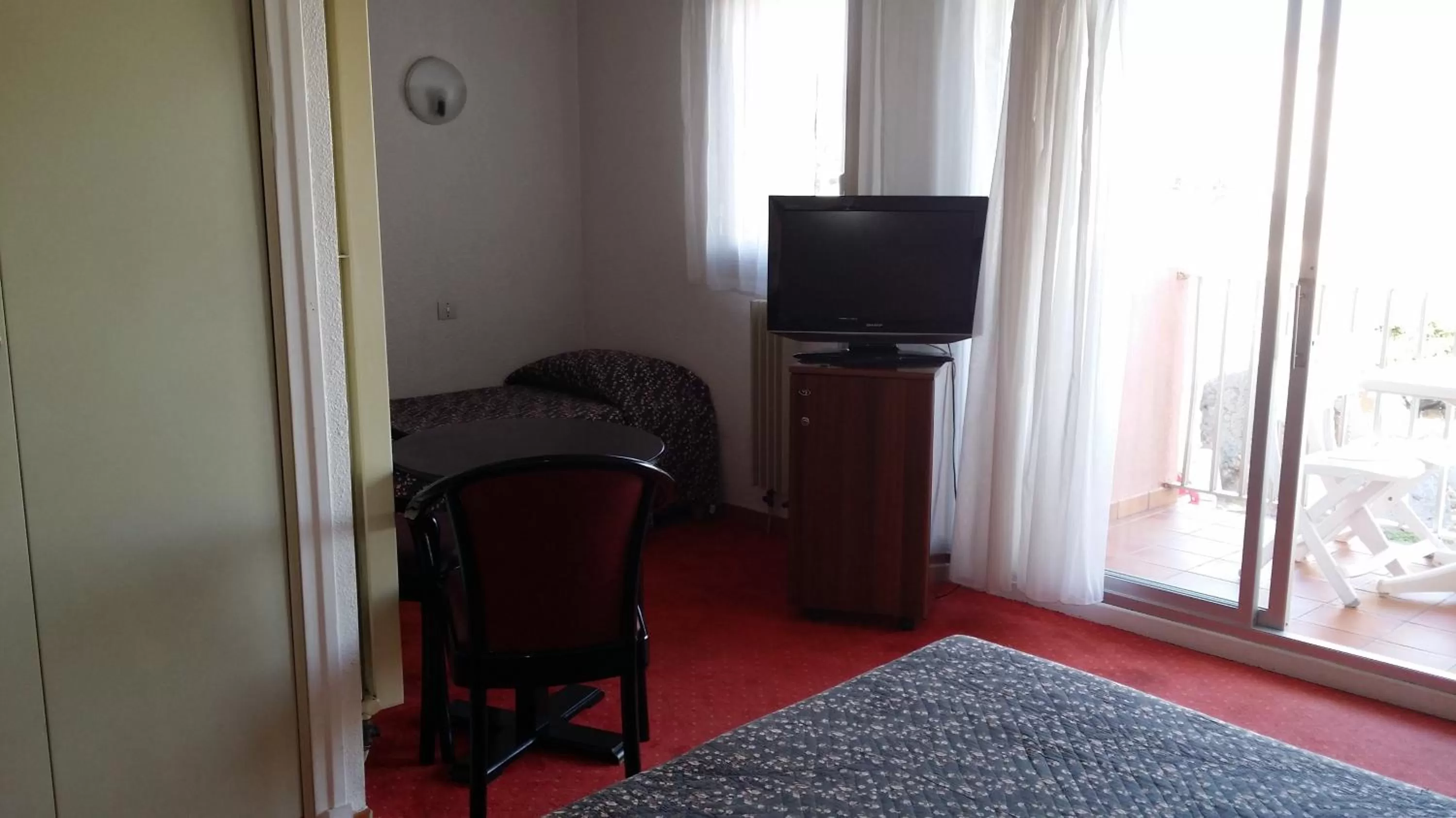 Bedroom in La Voile D' Or