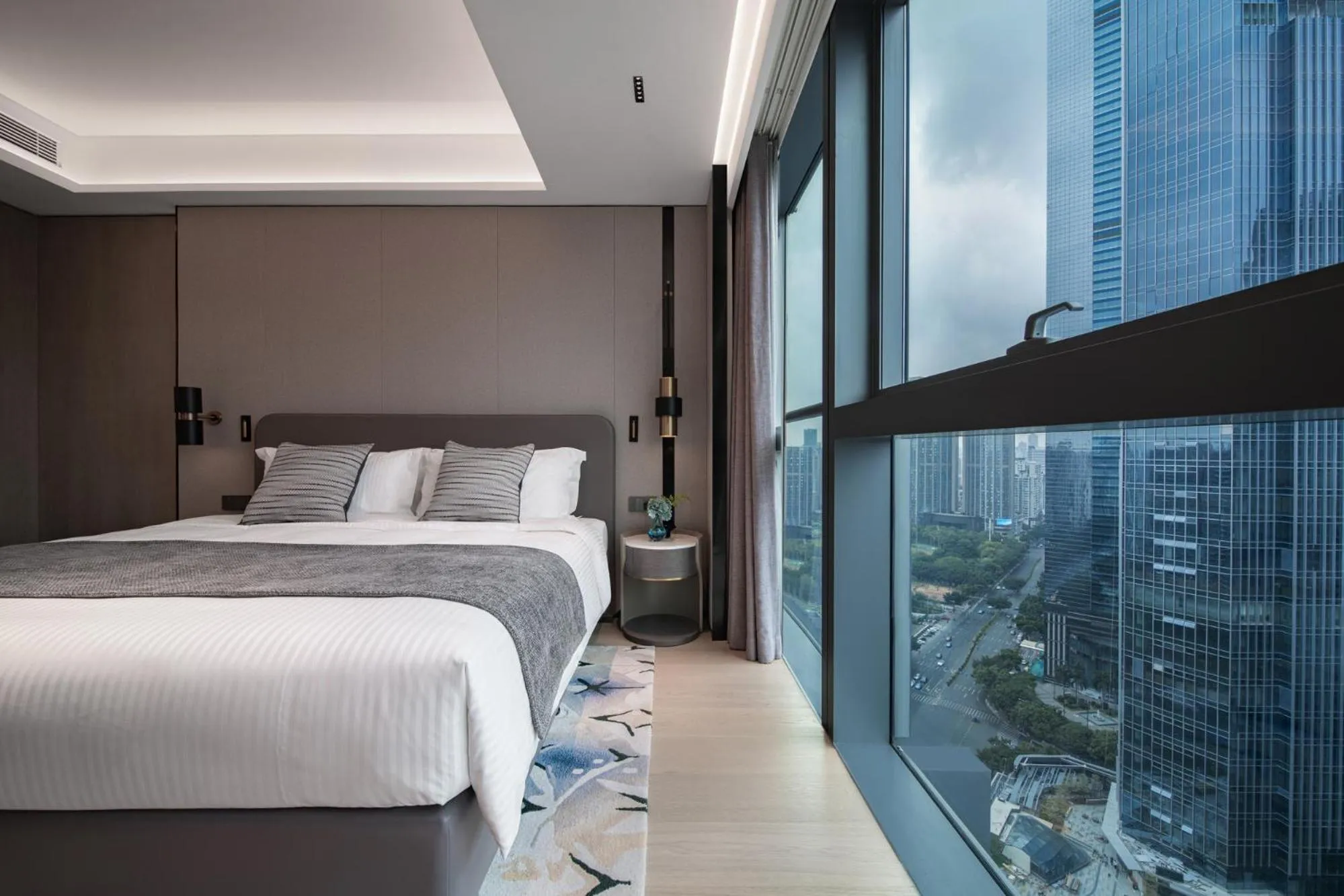 Photo of the whole room, Bed in Ascott ICC Guangzhou