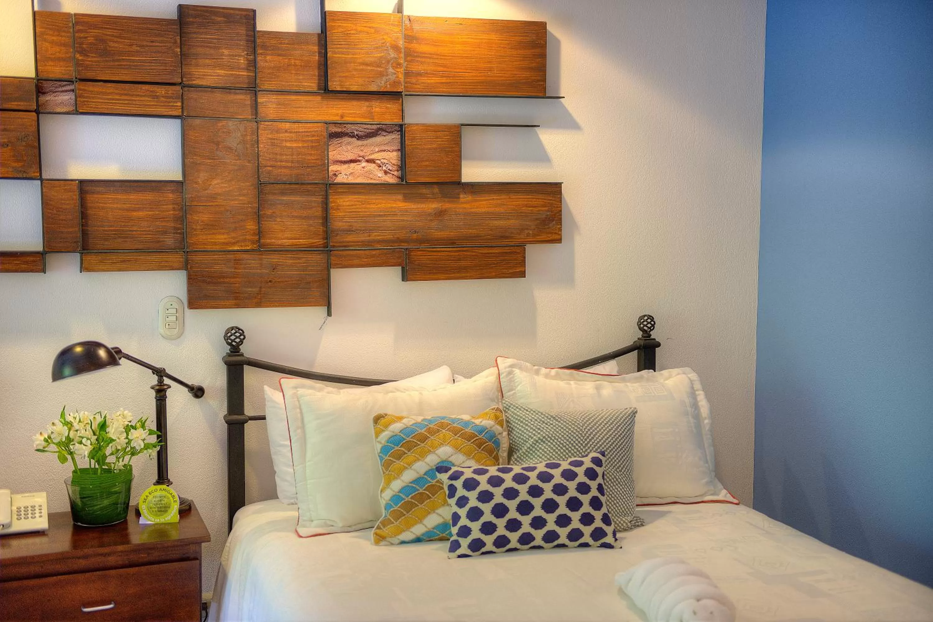 Bed in Pumilio Mountain & Ocean Hotel