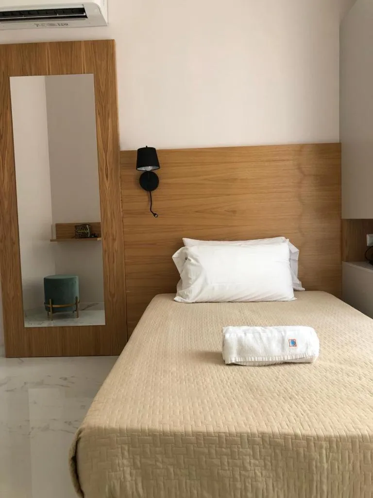 Bed in Albergo Milazzo Inn AiMori