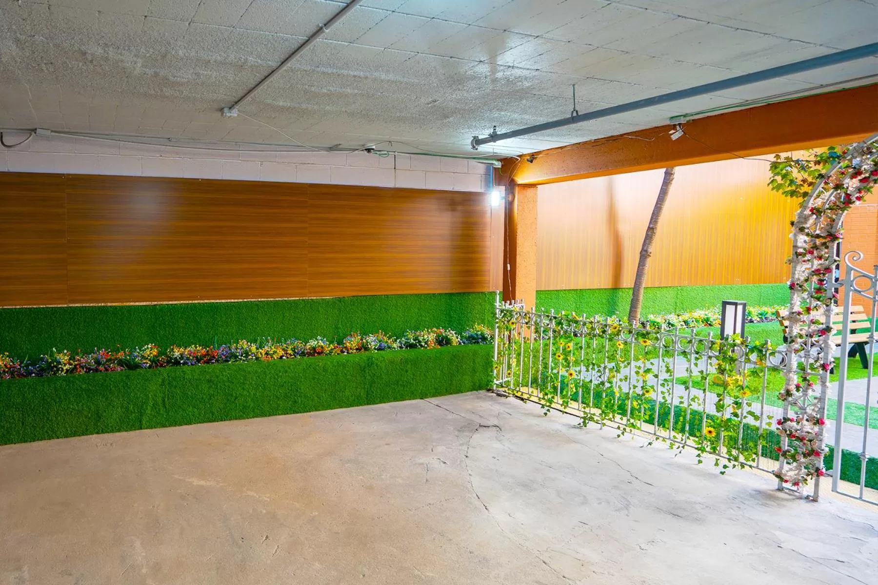 Garden in Philly Inn & Suites