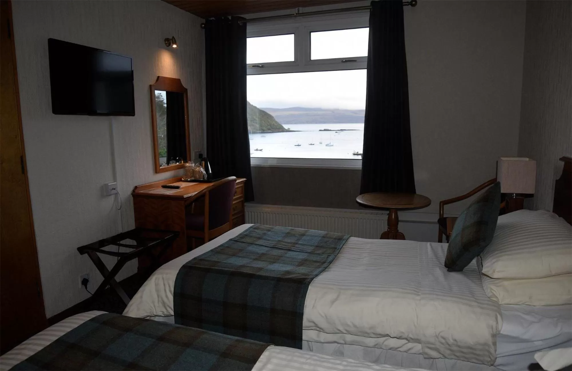 Bed in The Royal Hotel